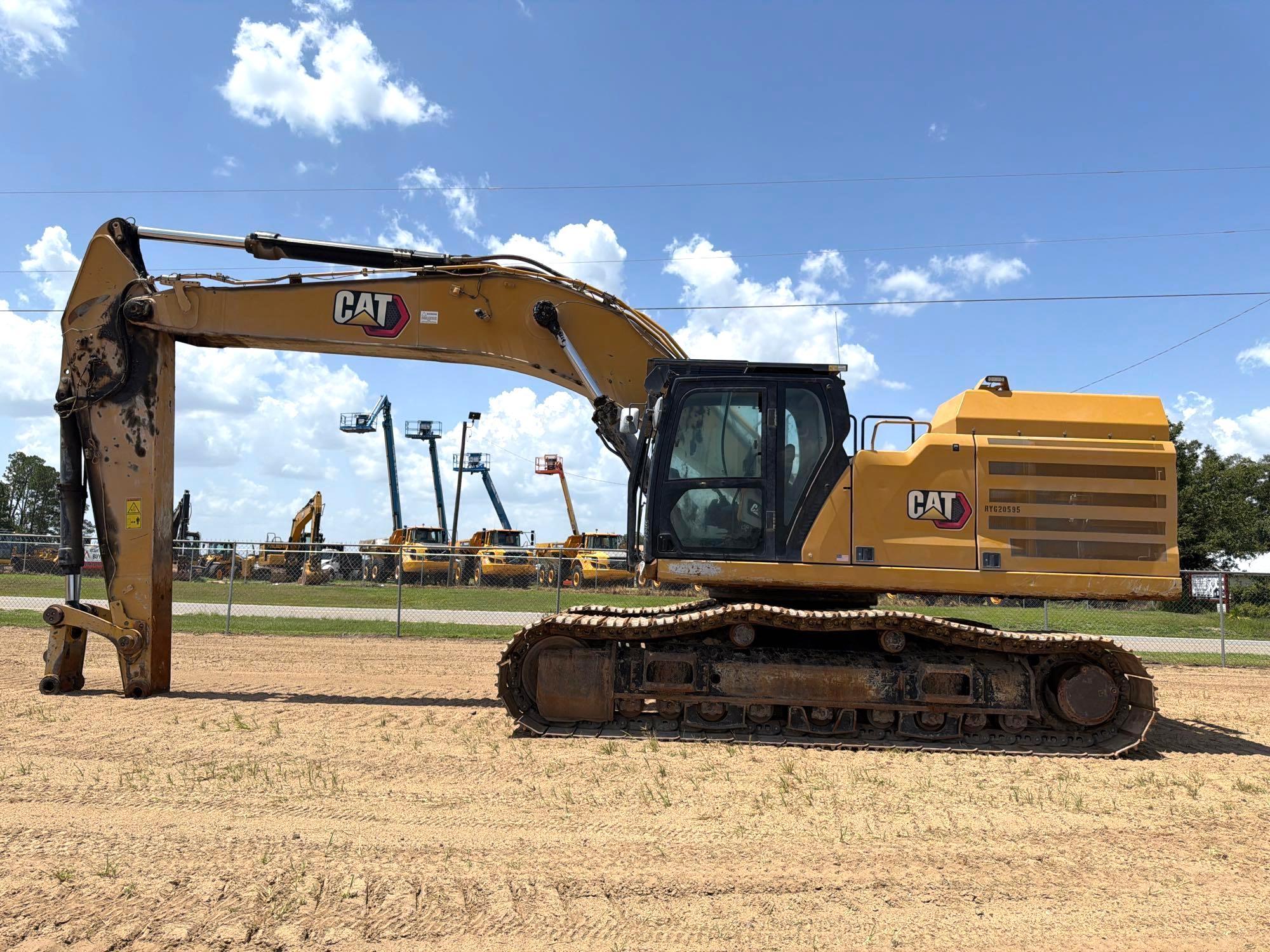 2022 Caterpillar 349