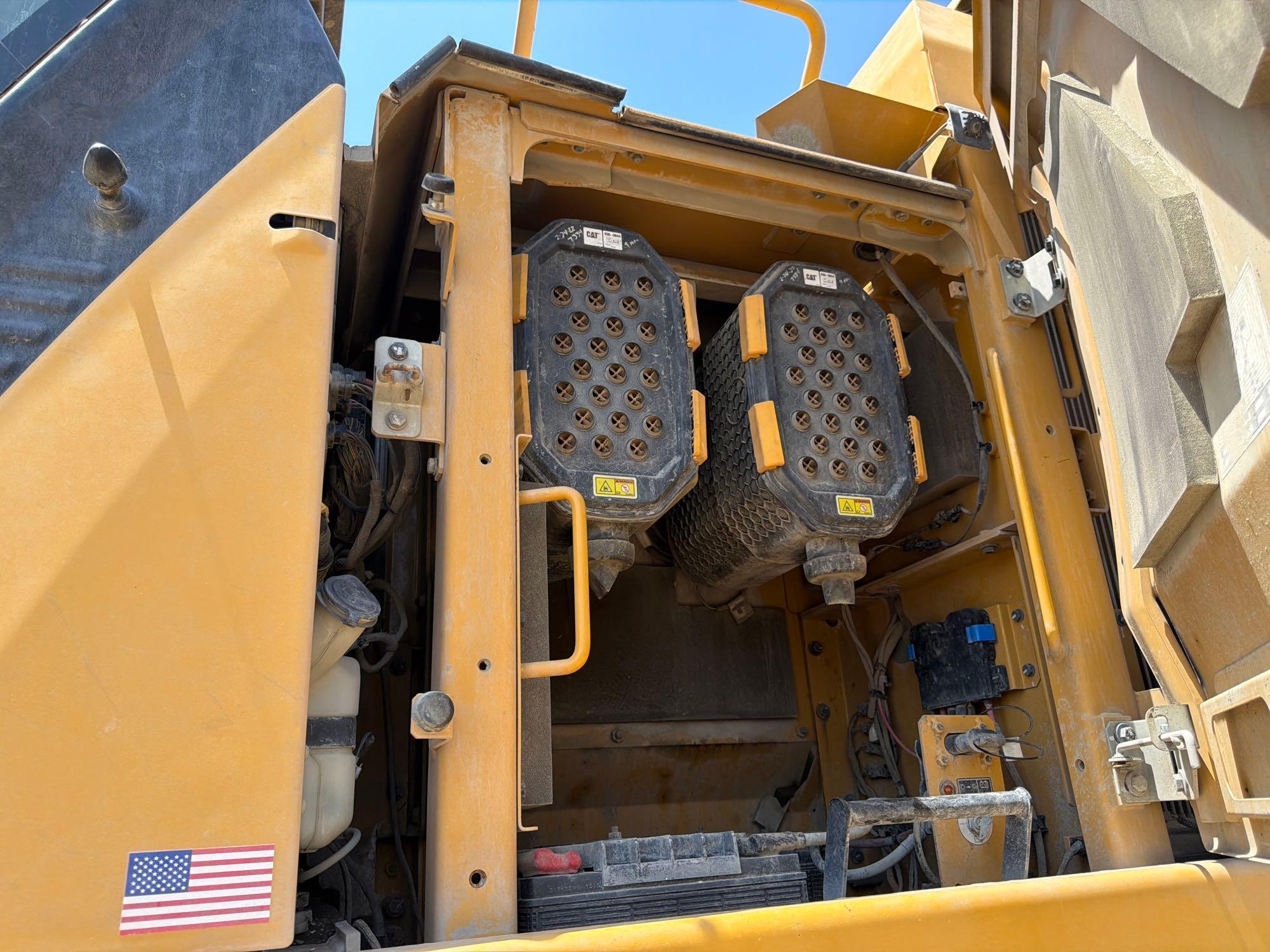 2022 Caterpillar 349