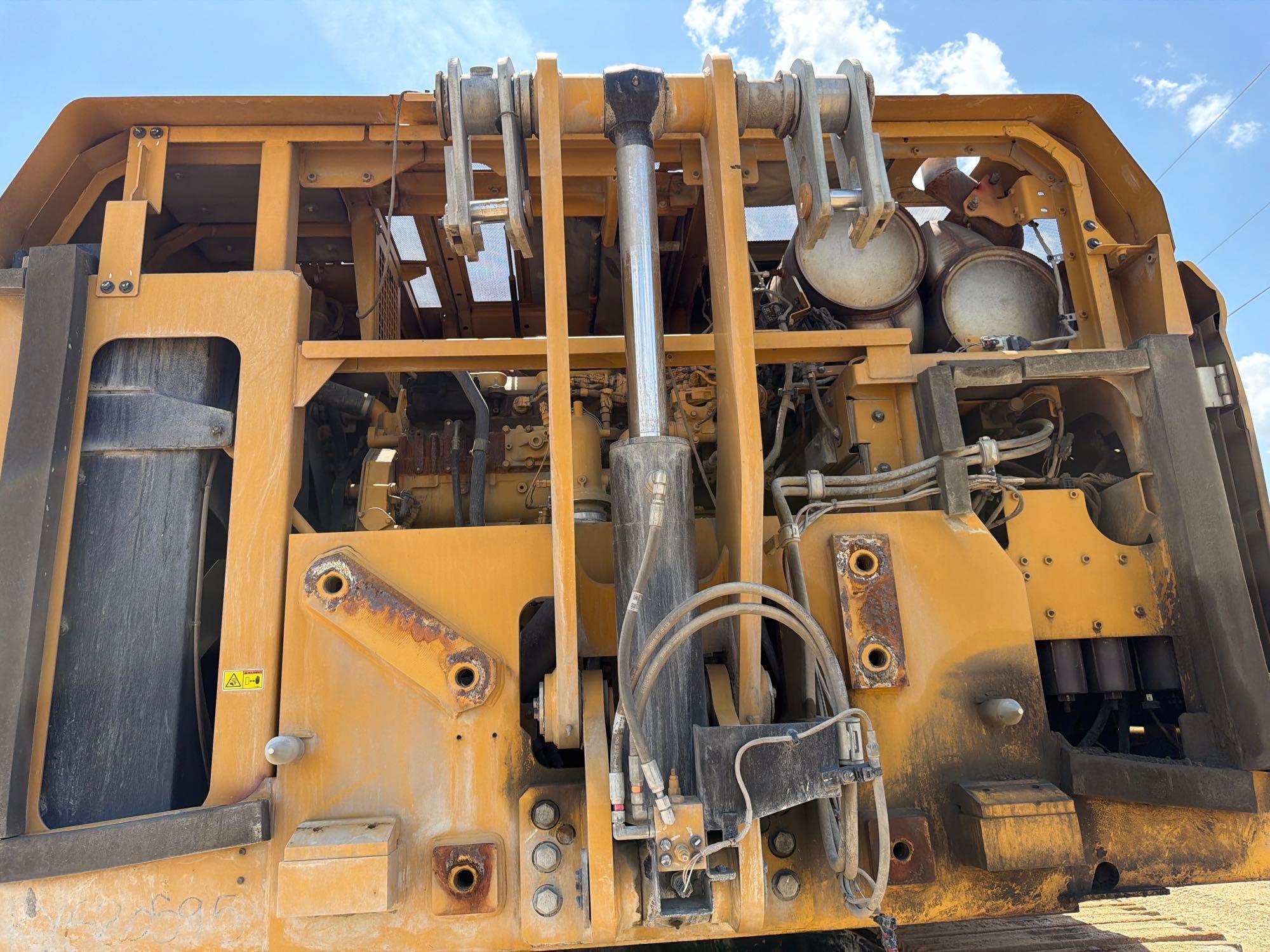 2022 Caterpillar 349