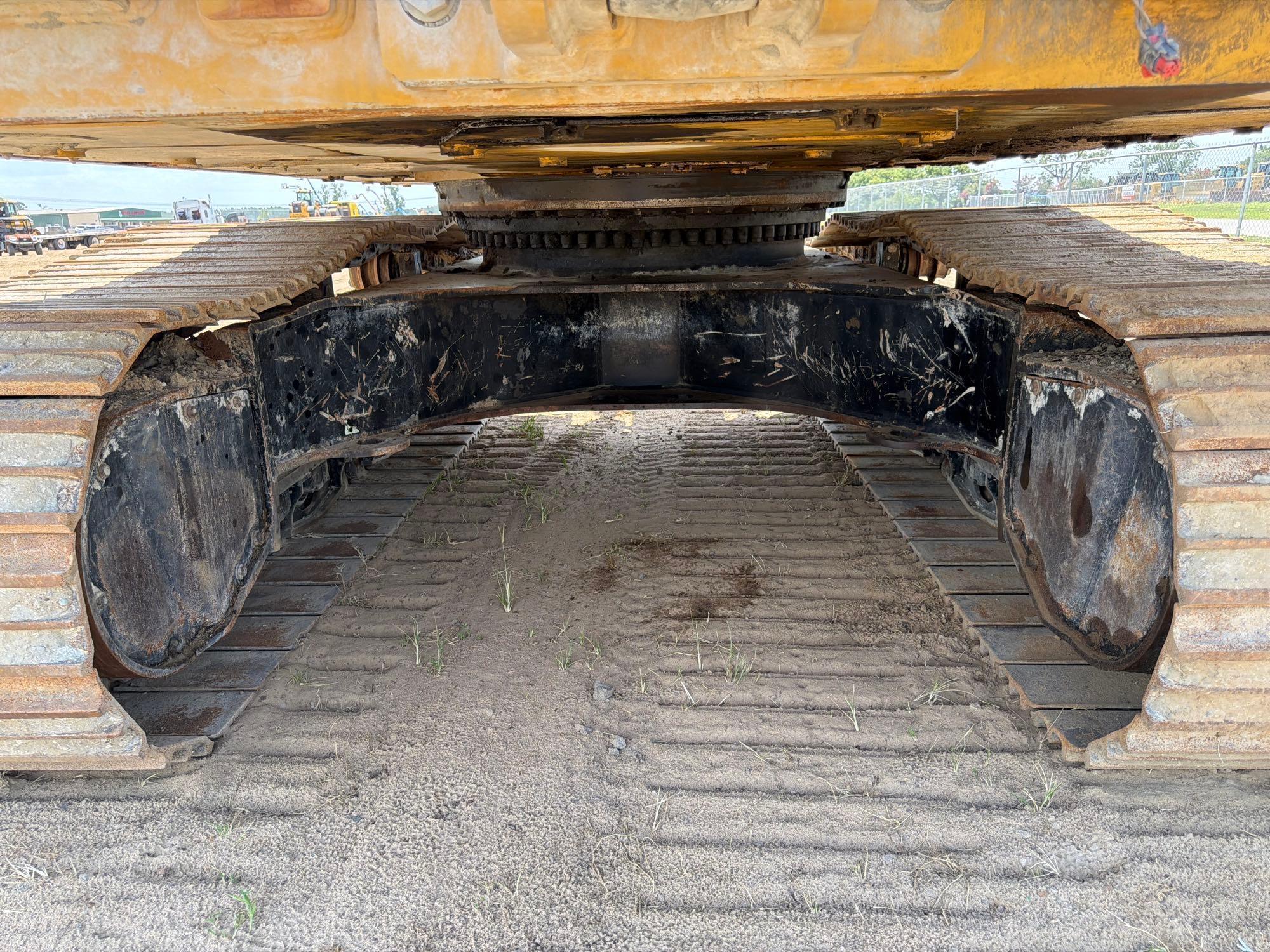 2022 Caterpillar 349