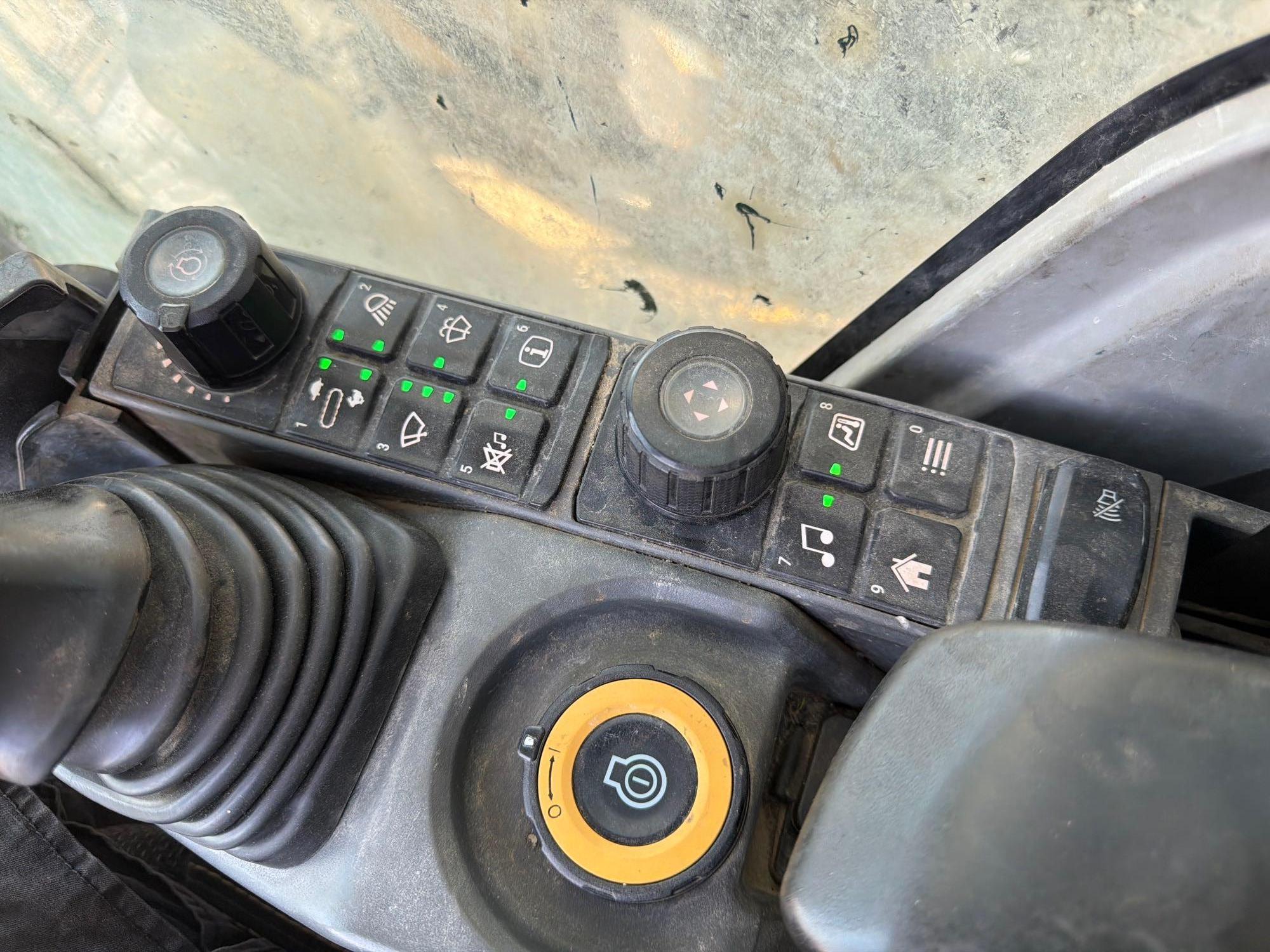 2022 Caterpillar 349