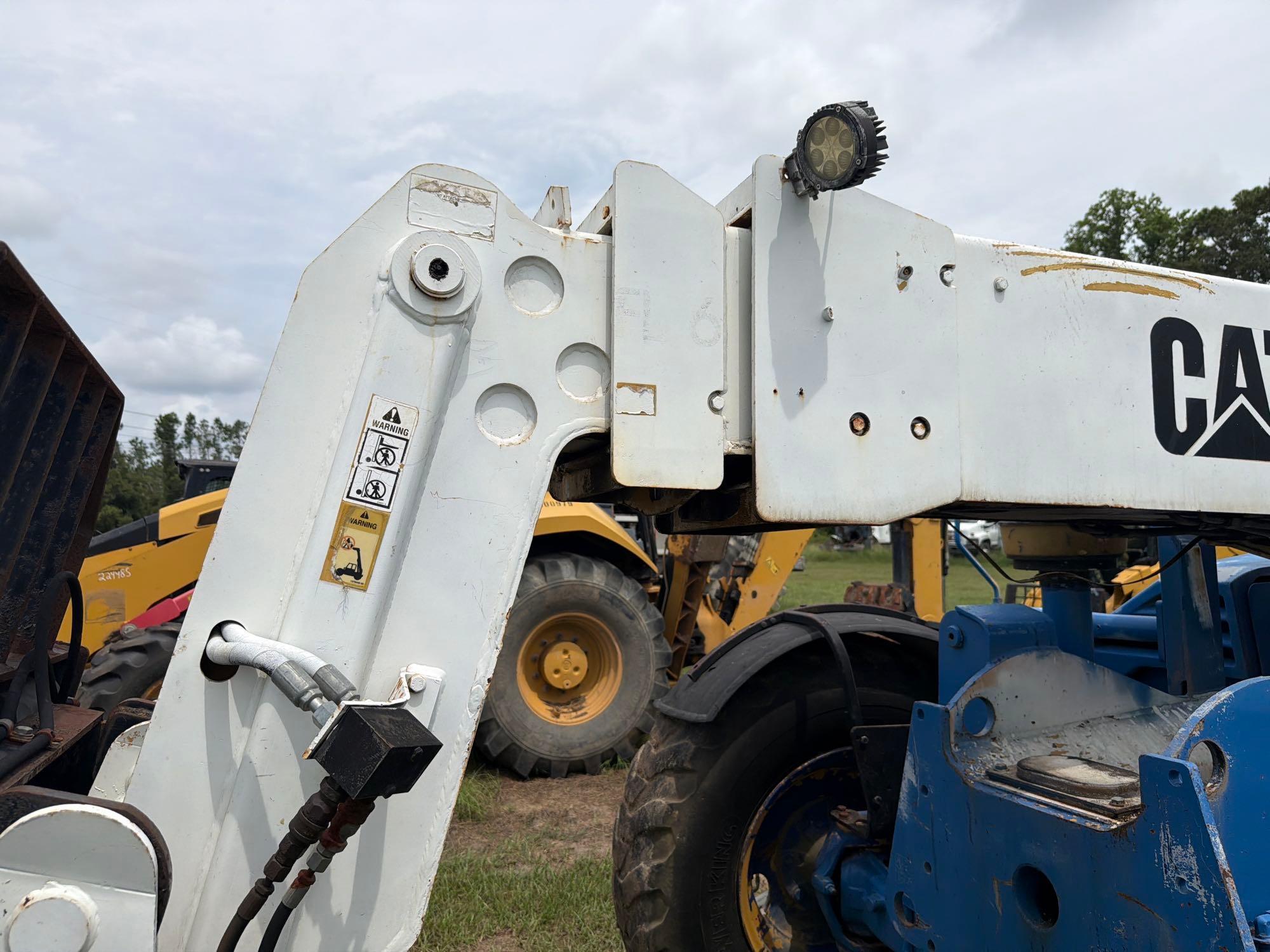 Caterpillar TH63