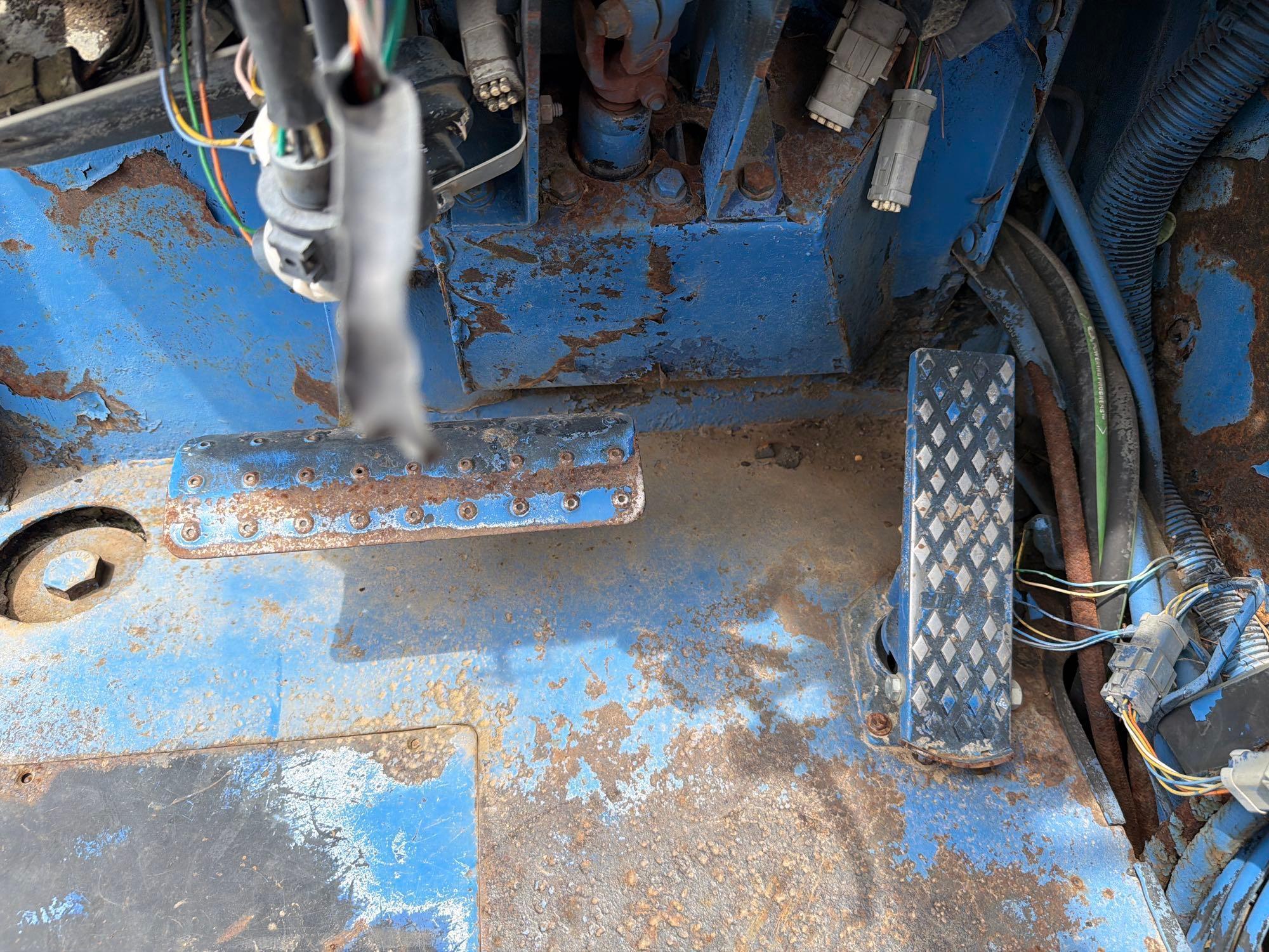 Caterpillar TH63