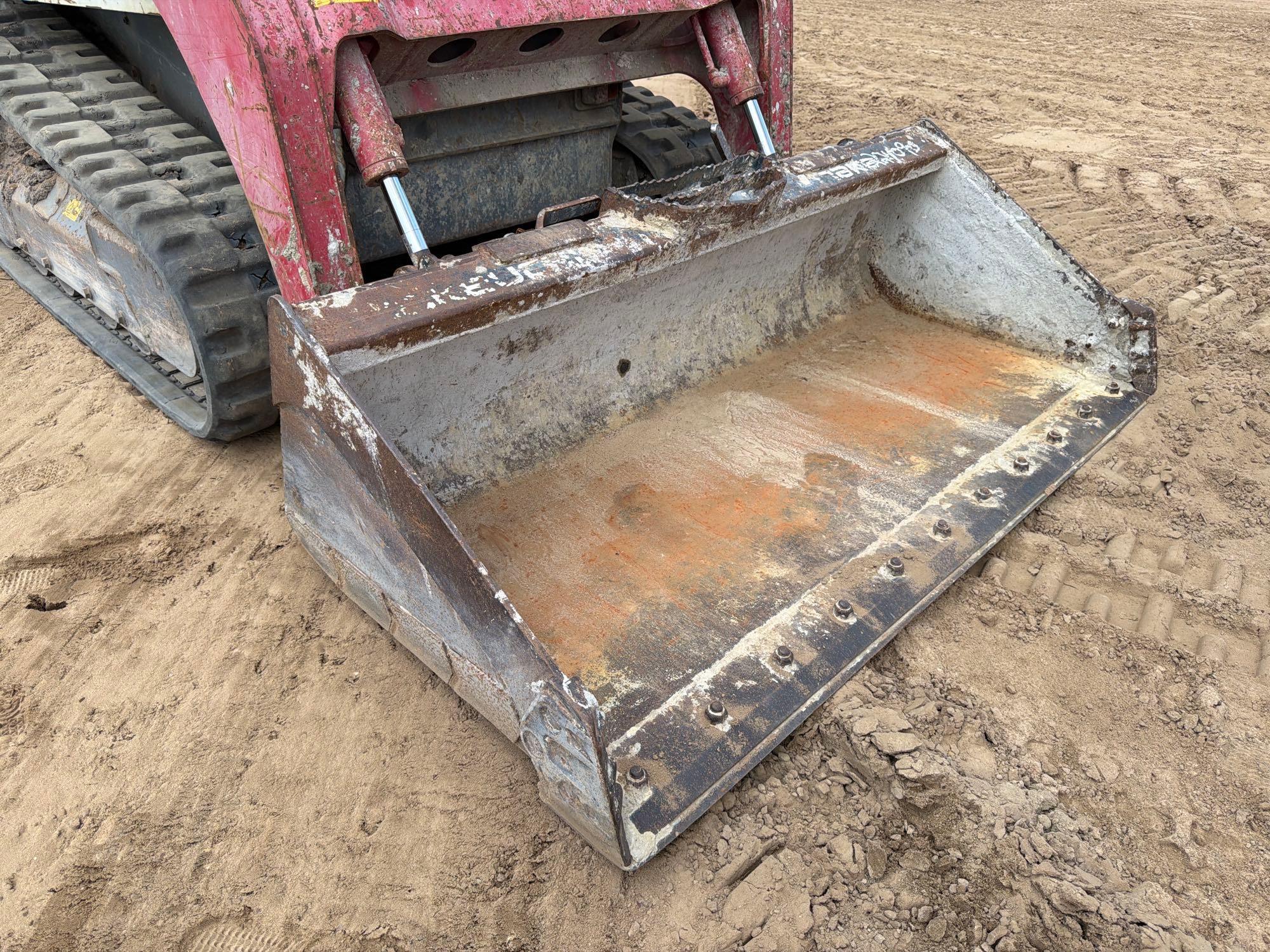 Takeuchi TL8