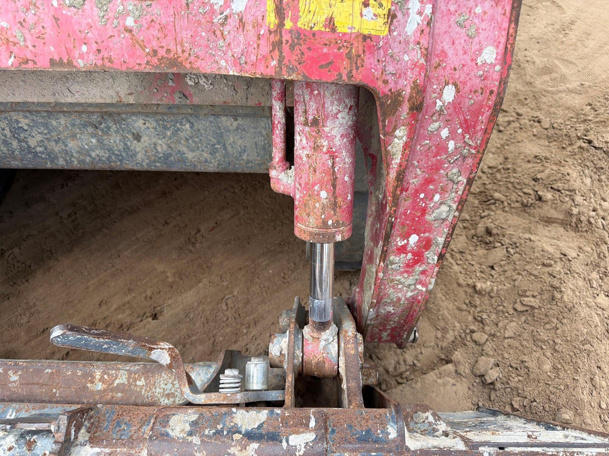 Takeuchi TL8