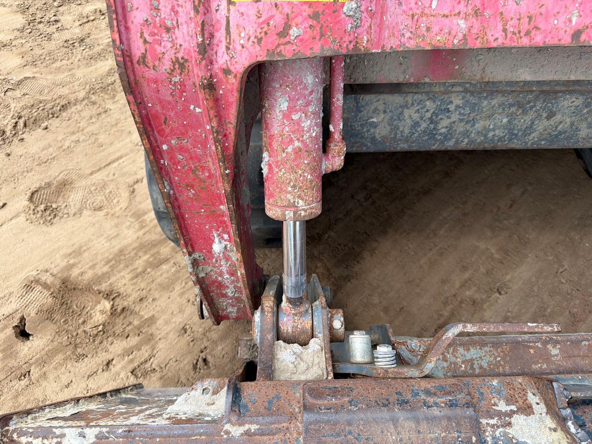 Takeuchi TL8