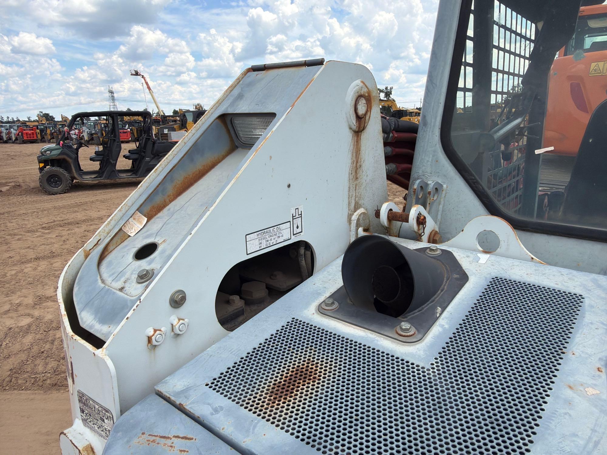 Takeuchi TL8