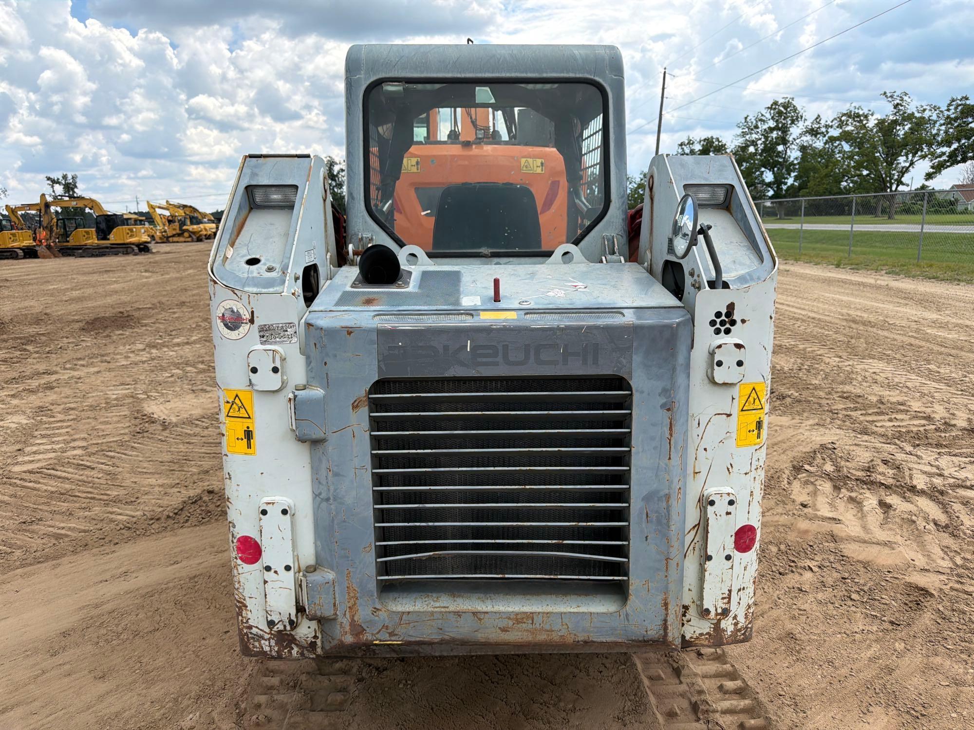 Takeuchi TL8