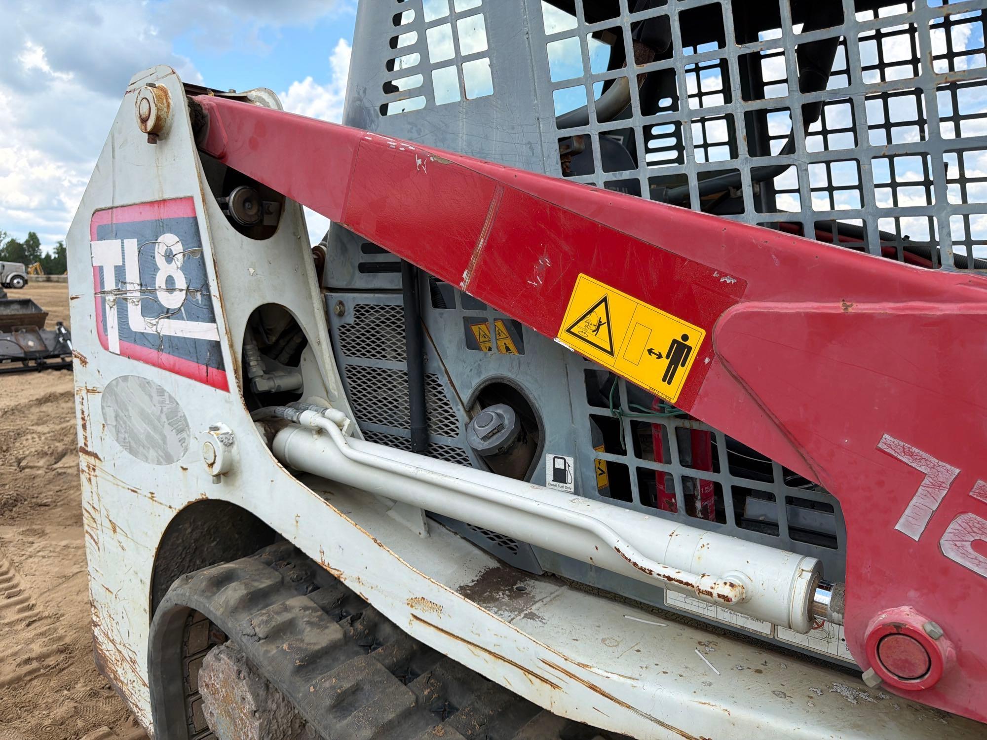 Takeuchi TL8