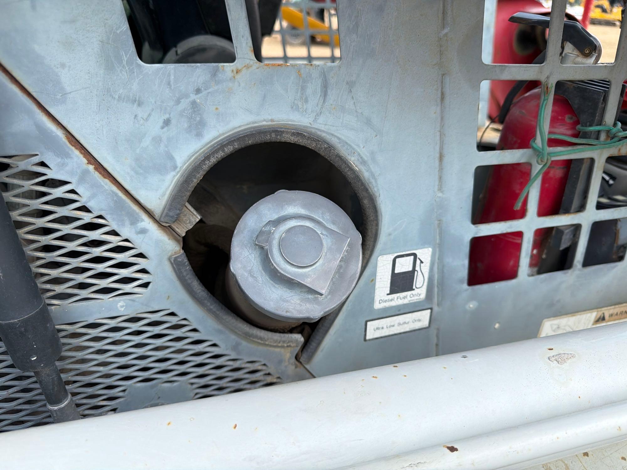 Takeuchi TL8