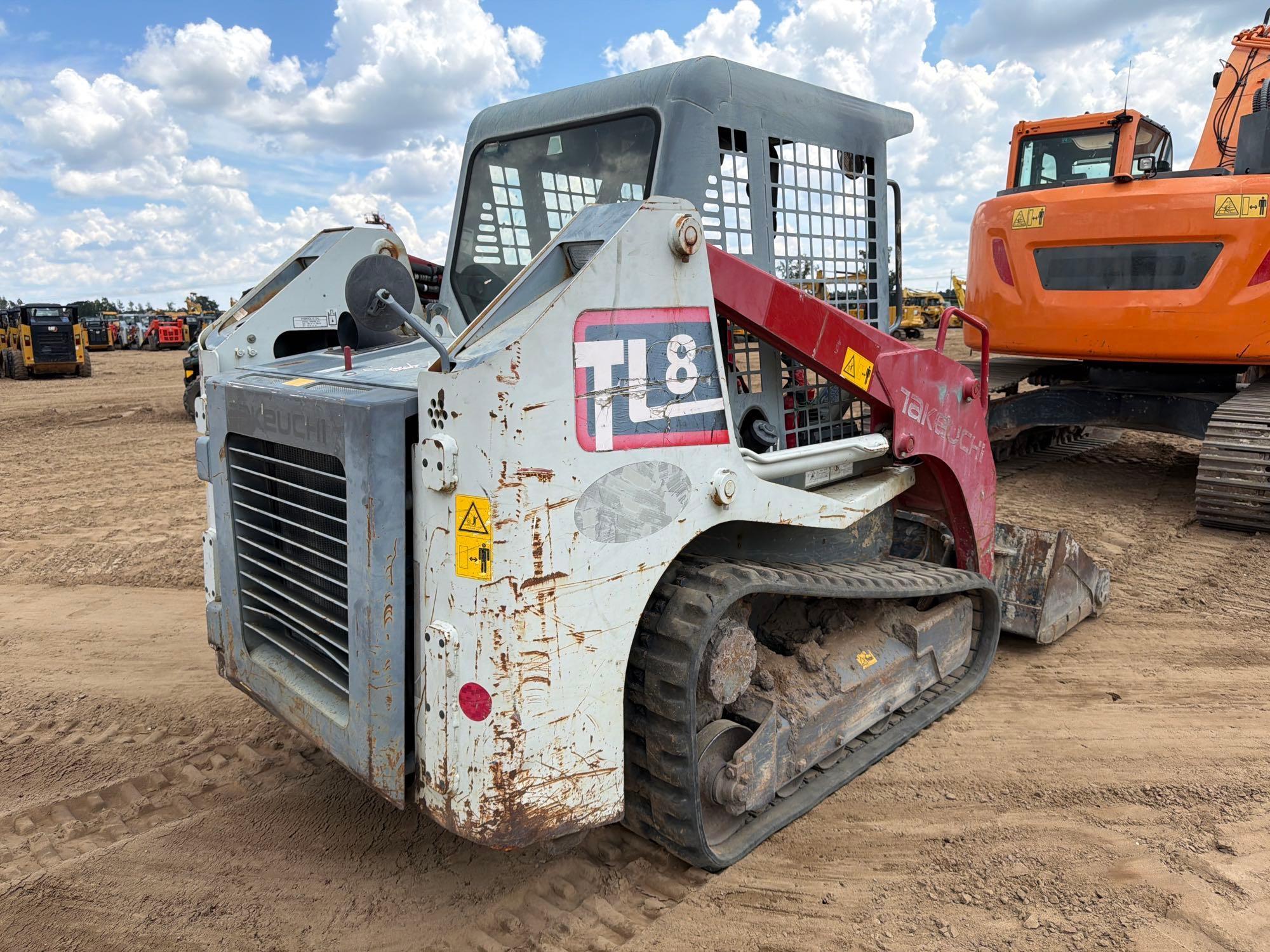 Takeuchi TL8