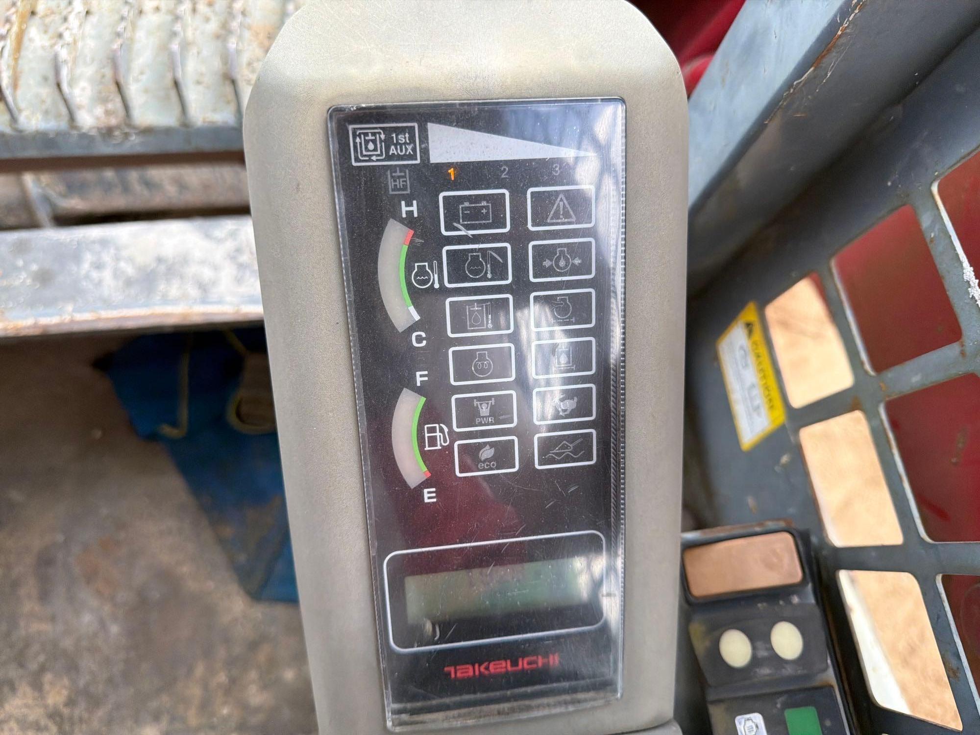 Takeuchi TL8