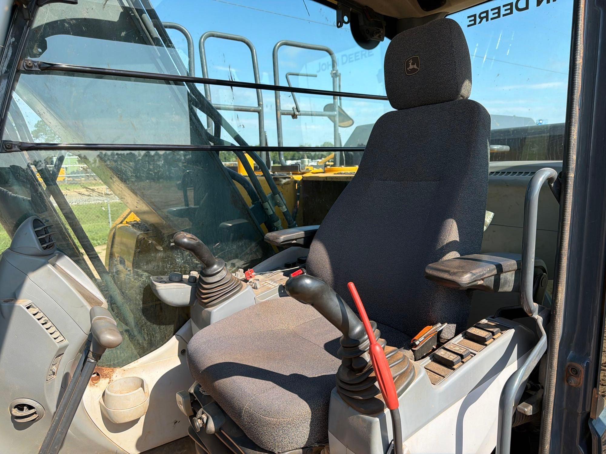 John Deere 160