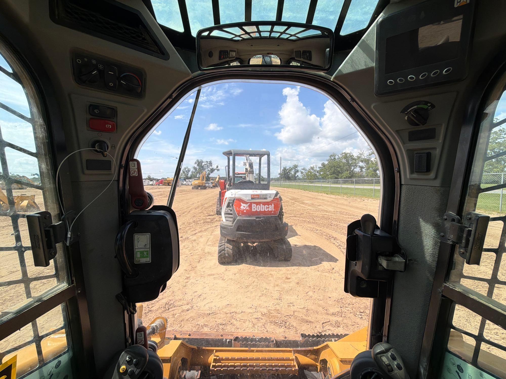 2022 Caterpillar 279D