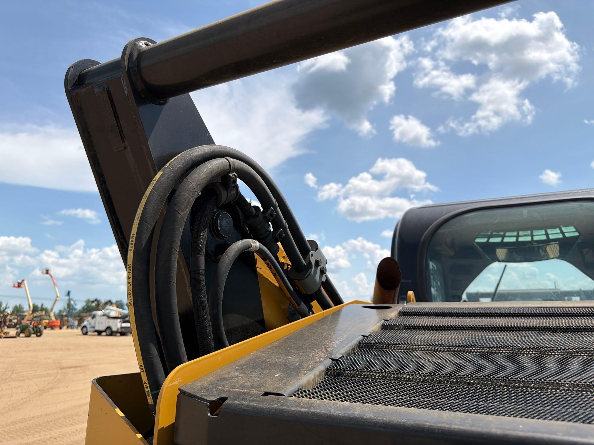 2022 Caterpillar 289D