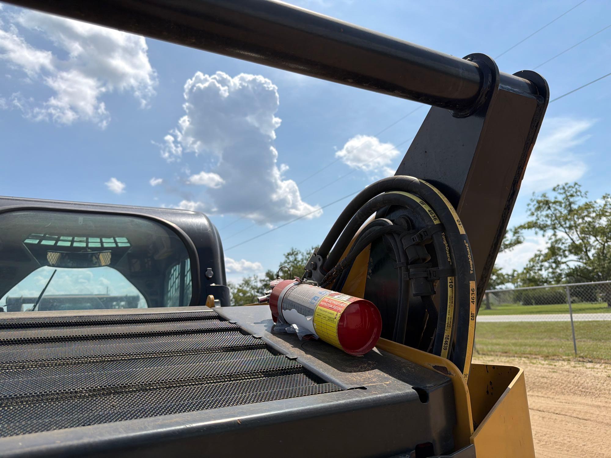 2022 Caterpillar 289D