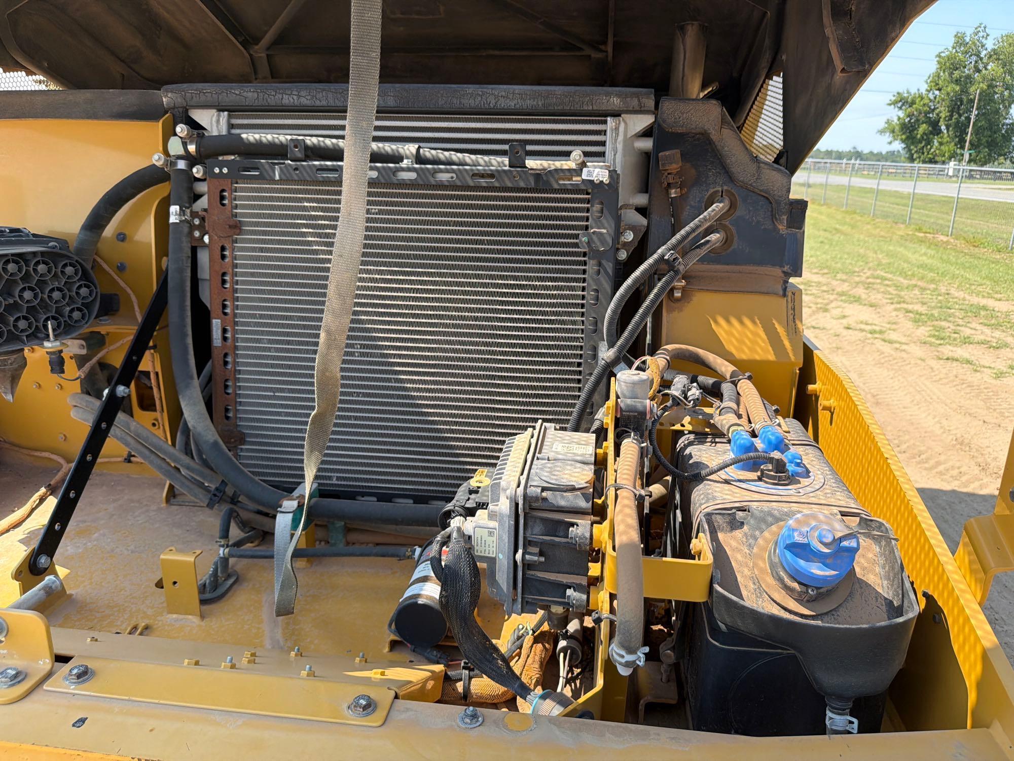 2017 Caterpillar CW34
