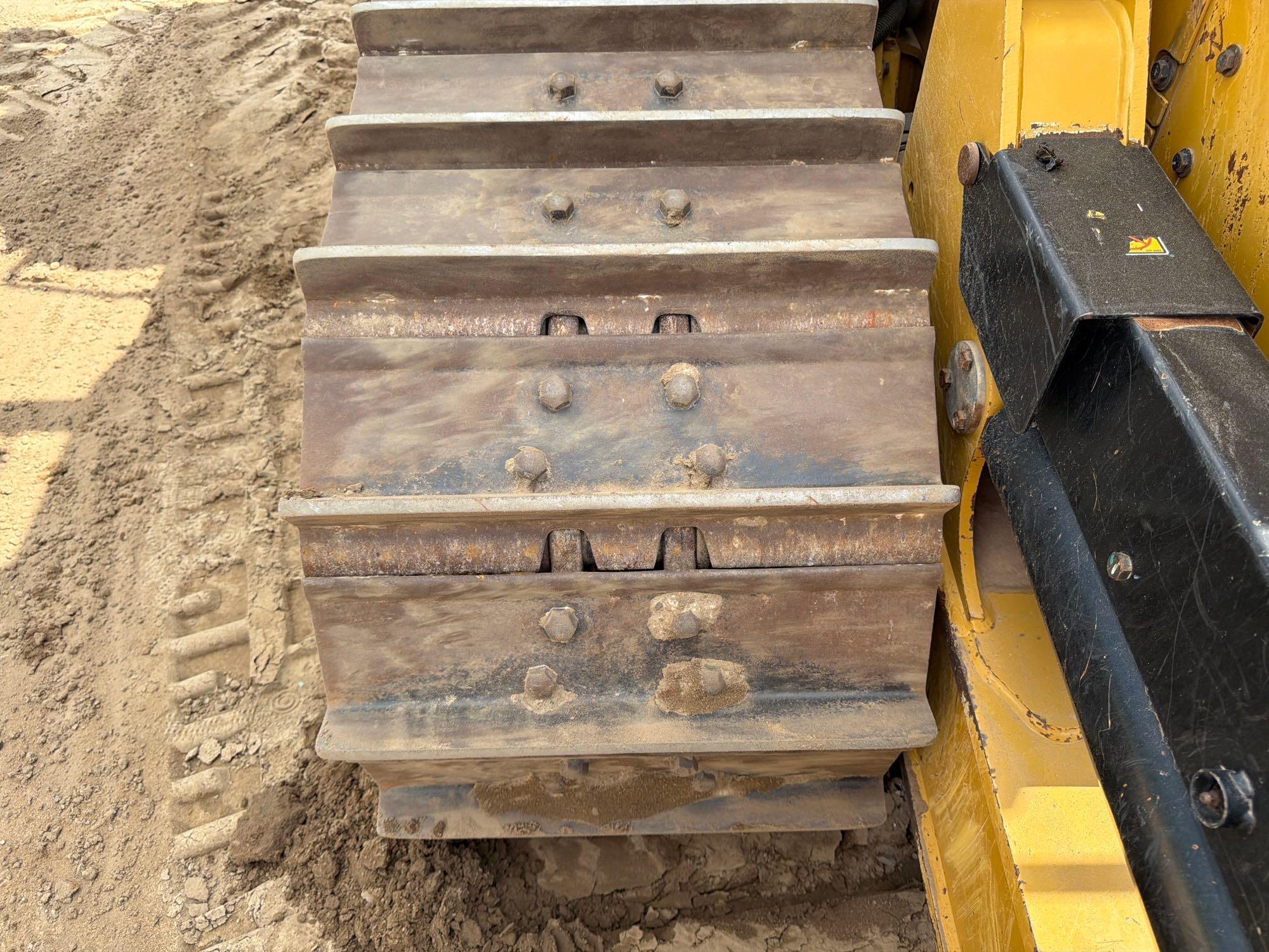 Caterpillar D6N XL