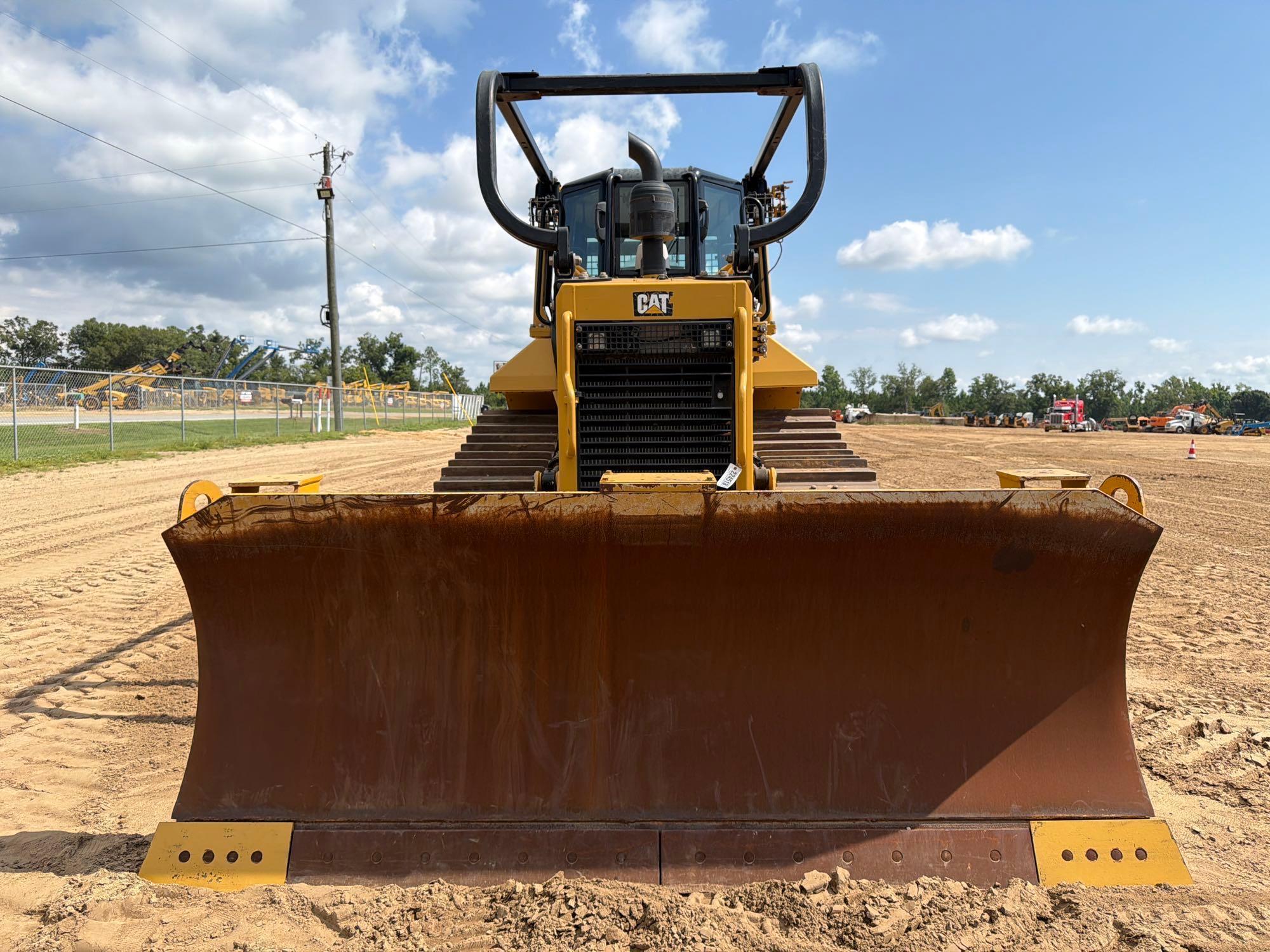 Caterpillar D6N XL
