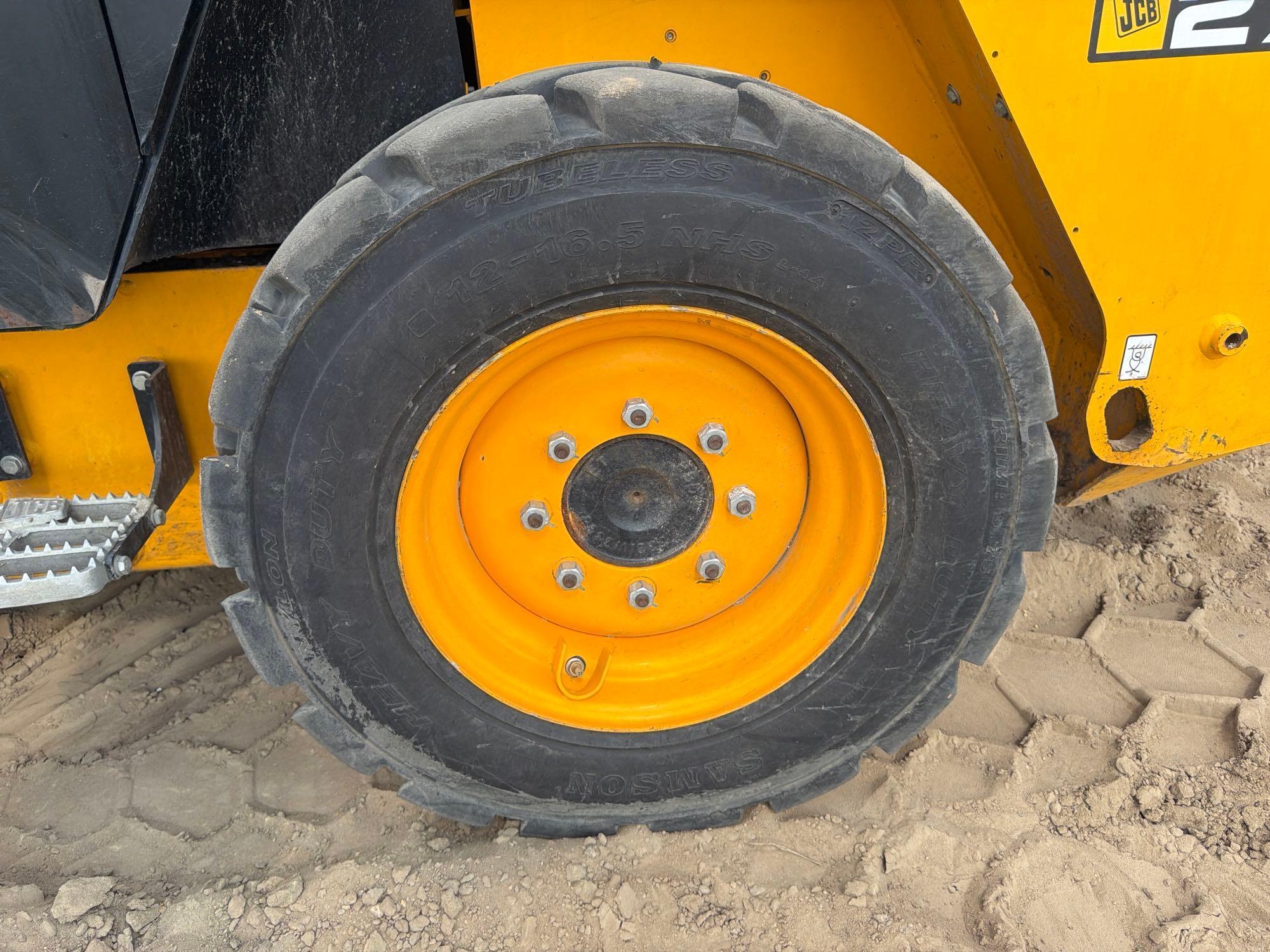 2022 JCB 270