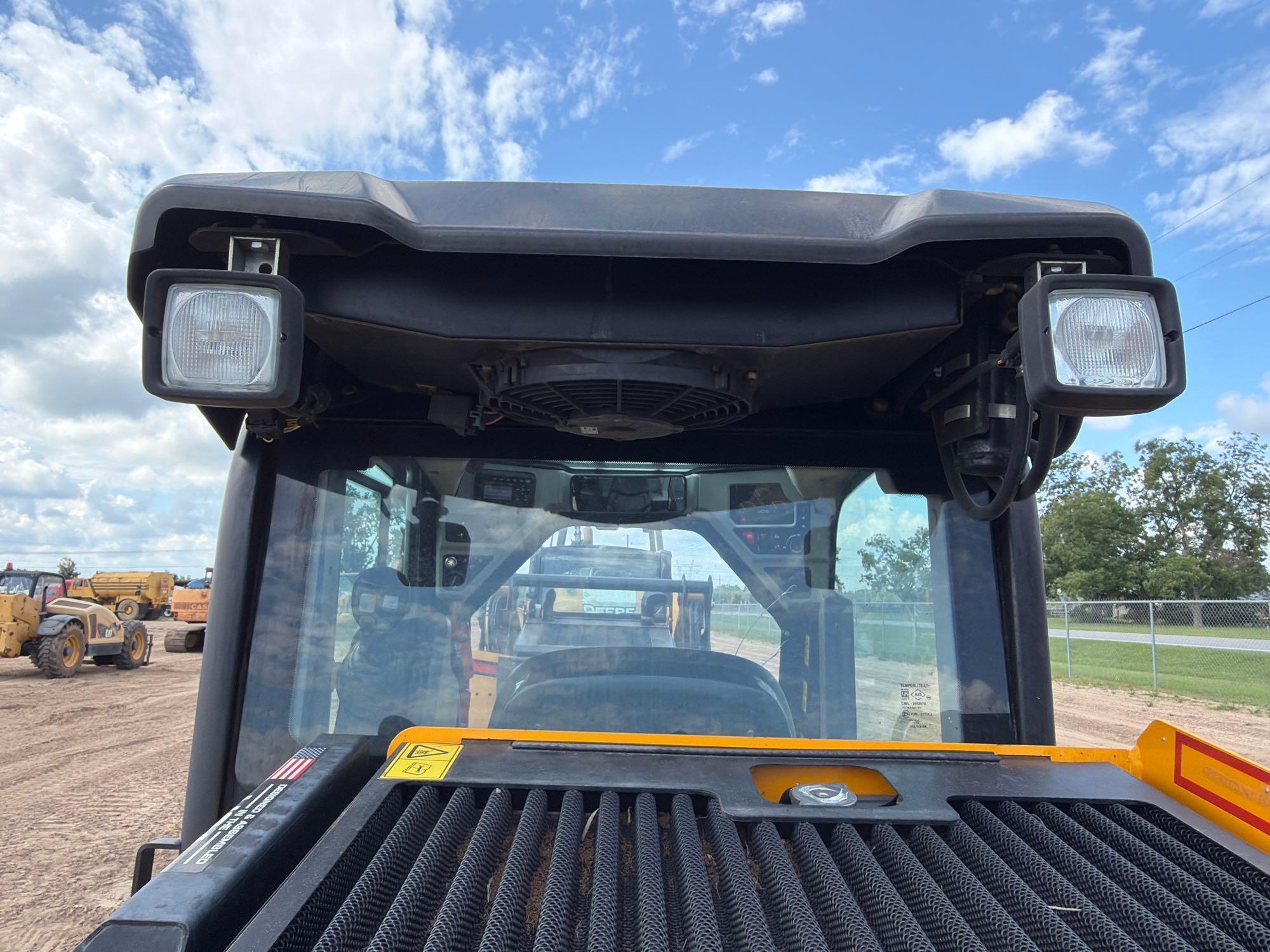 2022 JCB 270