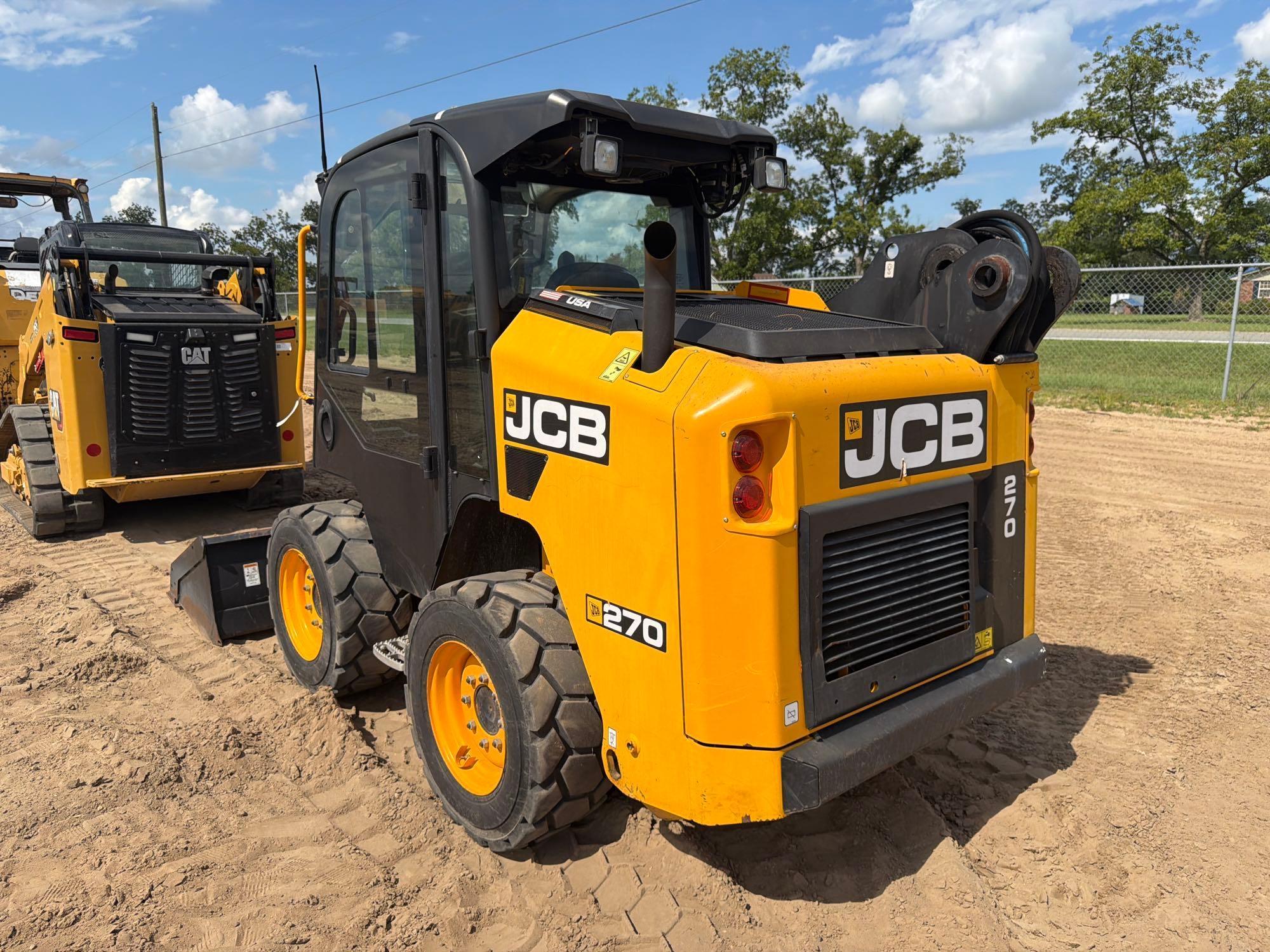 2022 JCB 270