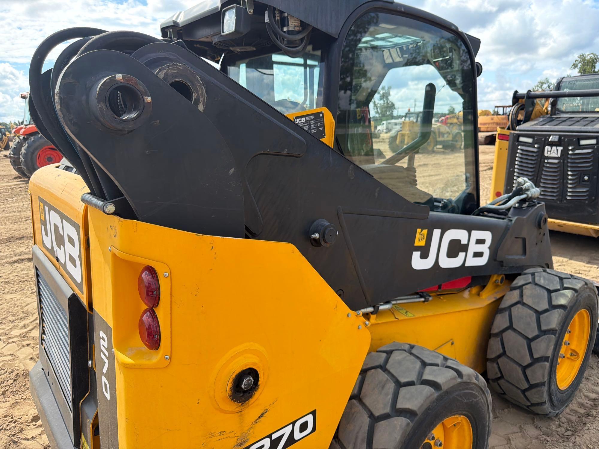 2022 JCB 270