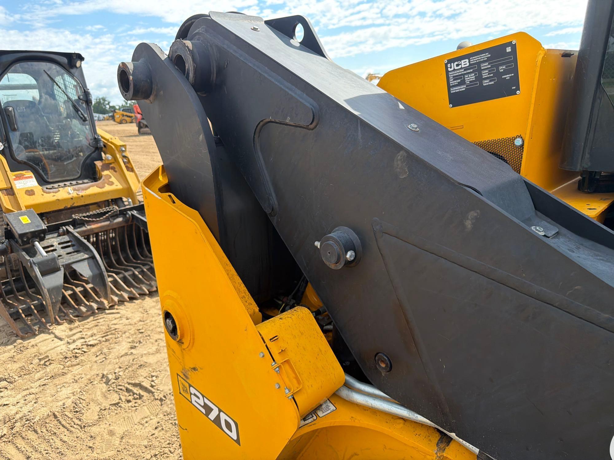 2022 JCB 270