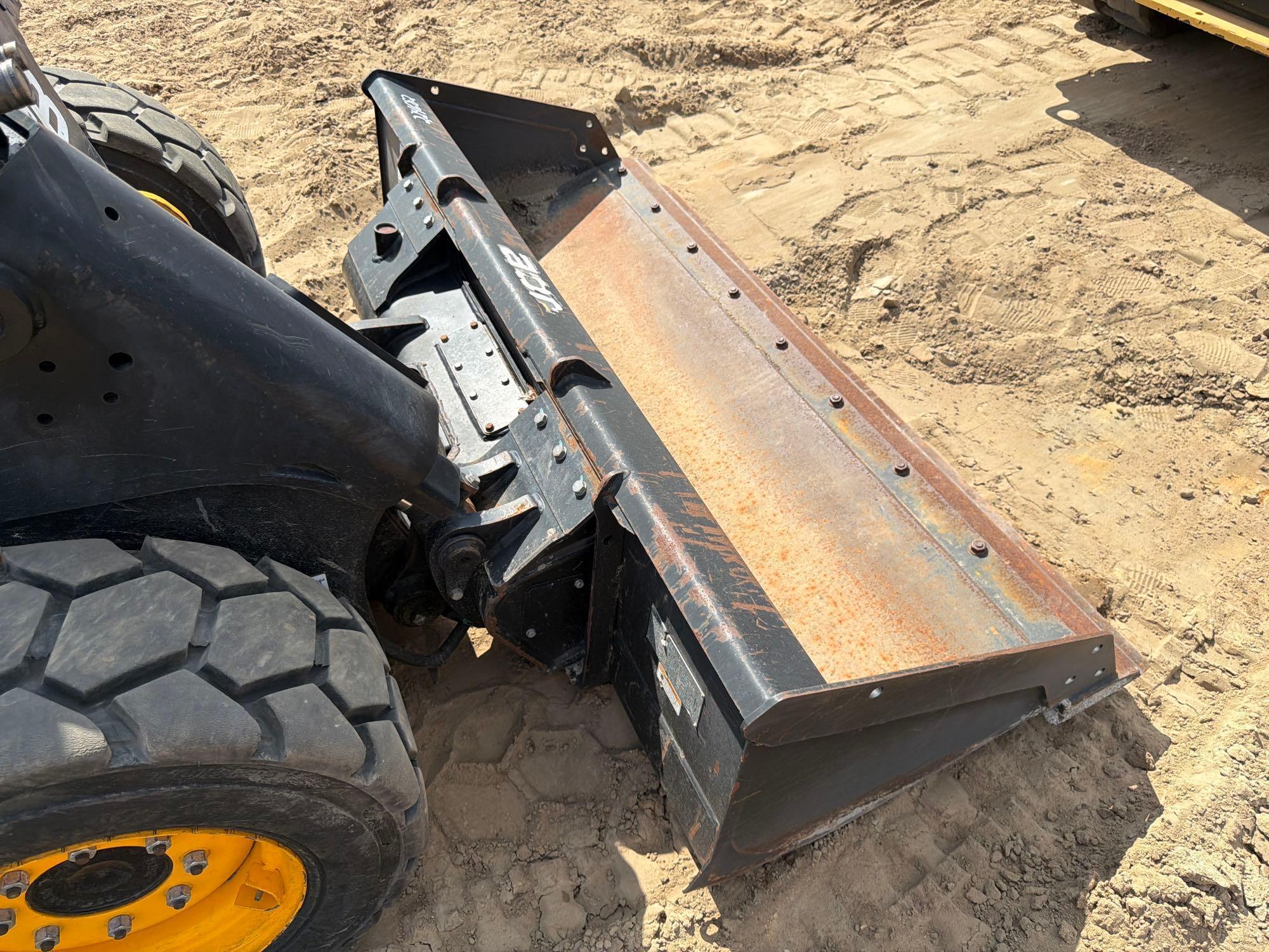 2022 JCB 270