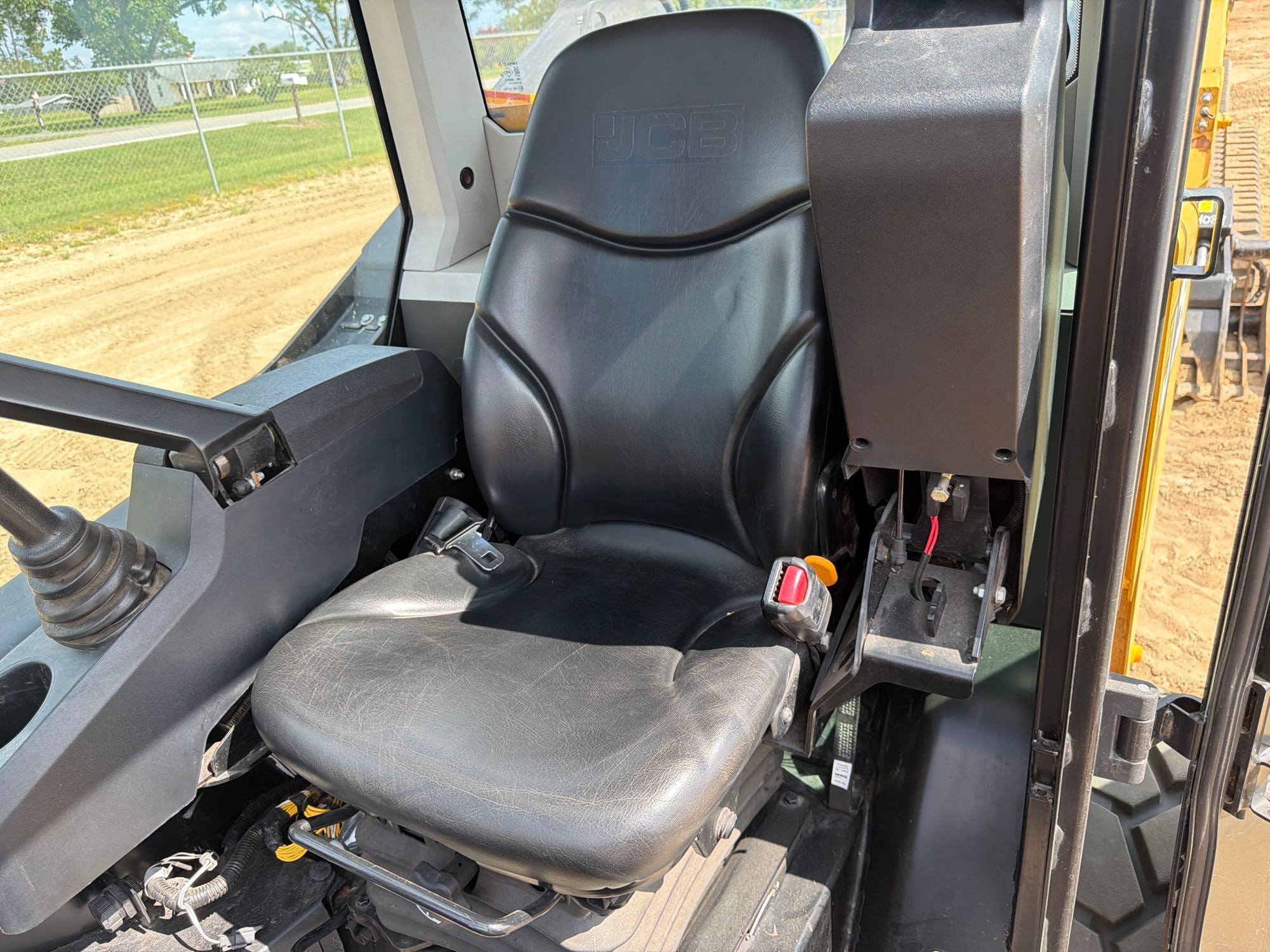 2022 JCB 270