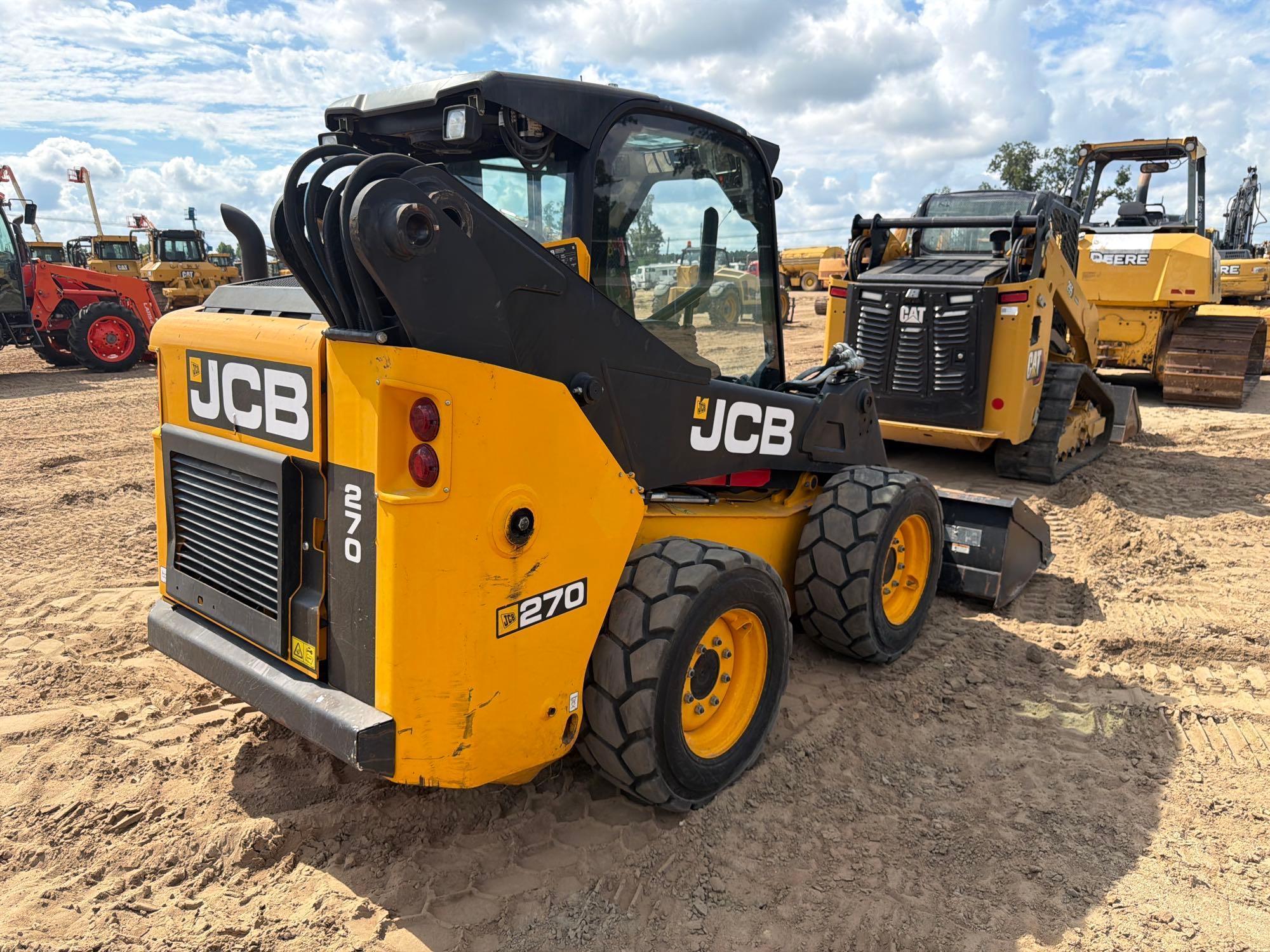 2022 JCB 270