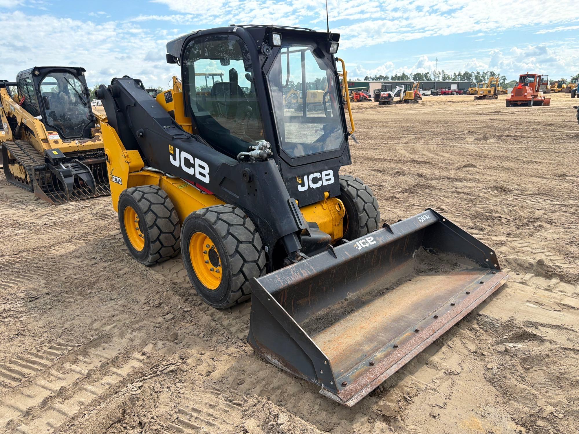 2022 JCB 270