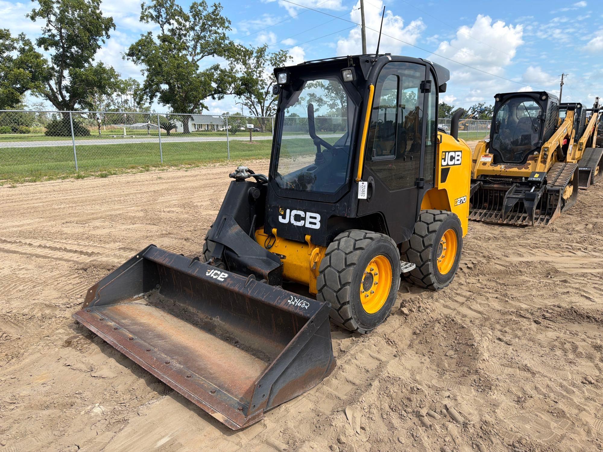 2022 JCB 270