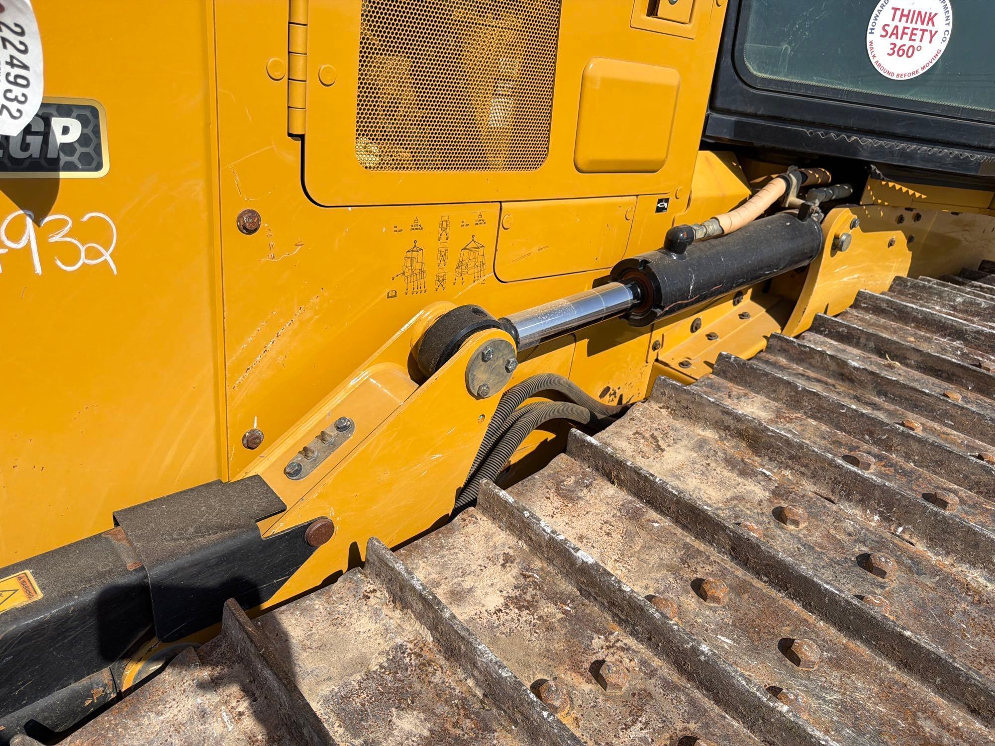 2021 Caterpillar D4