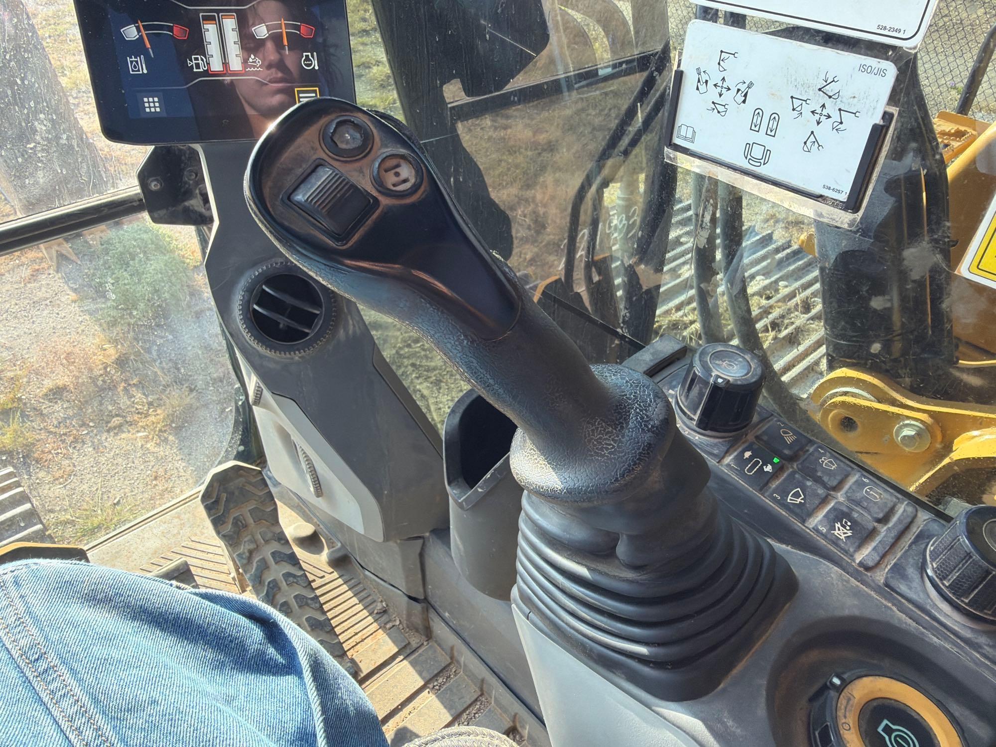2022 Caterpillar 336