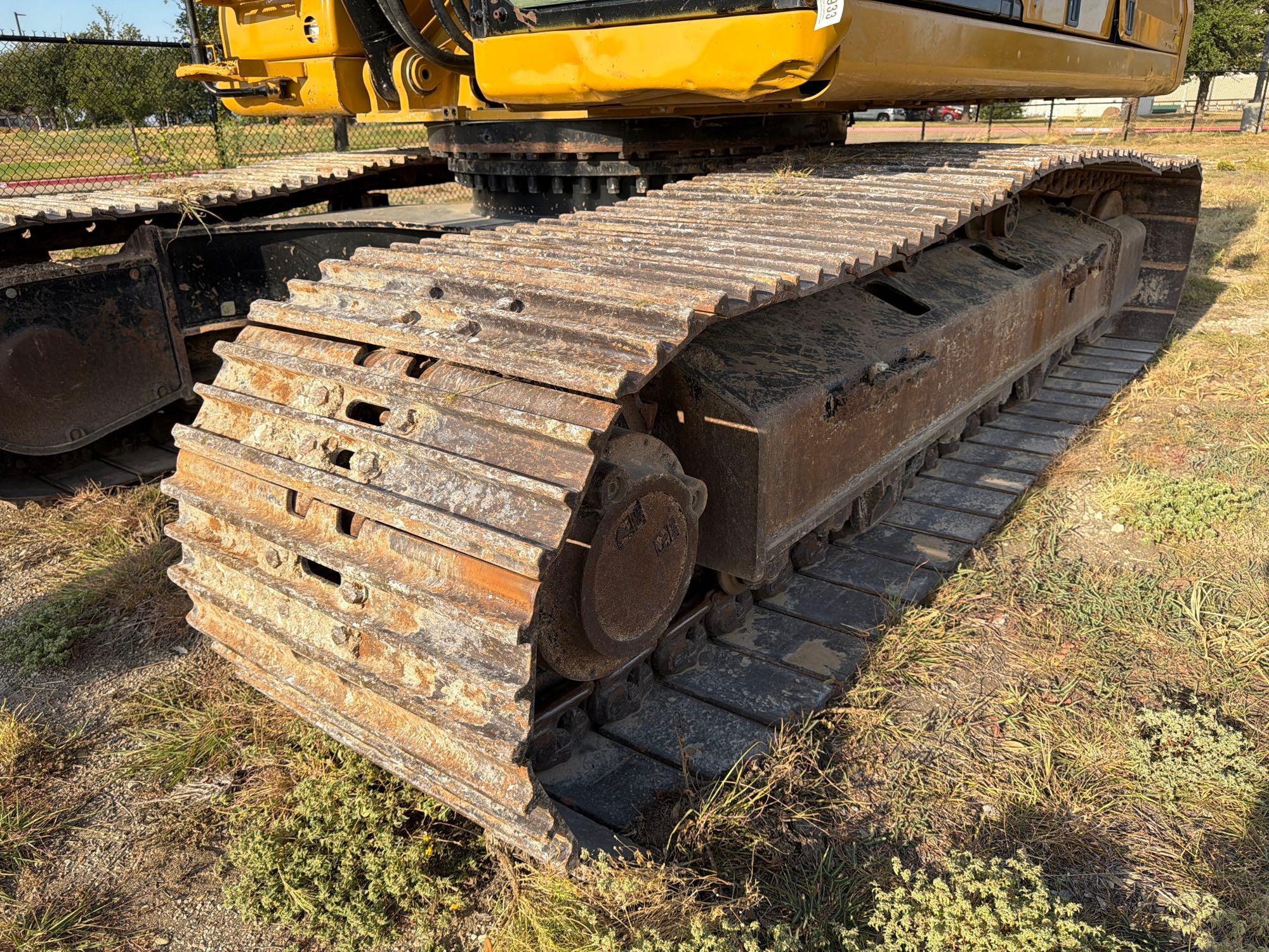 2022 Caterpillar 336