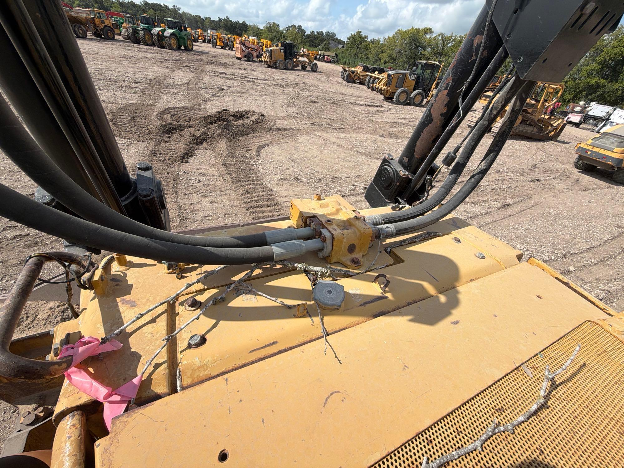 2008 Caterpillar D8T