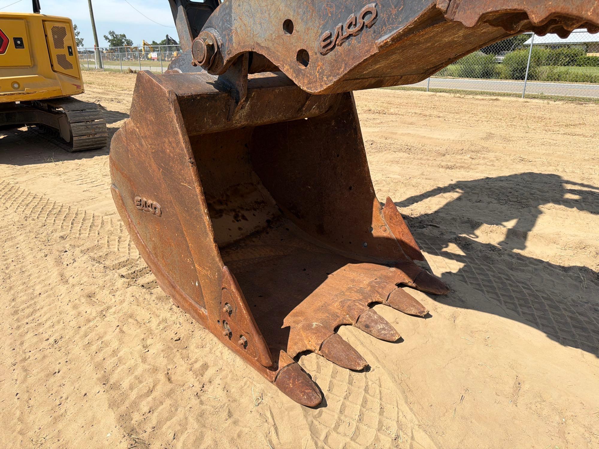 John Deere 250G
