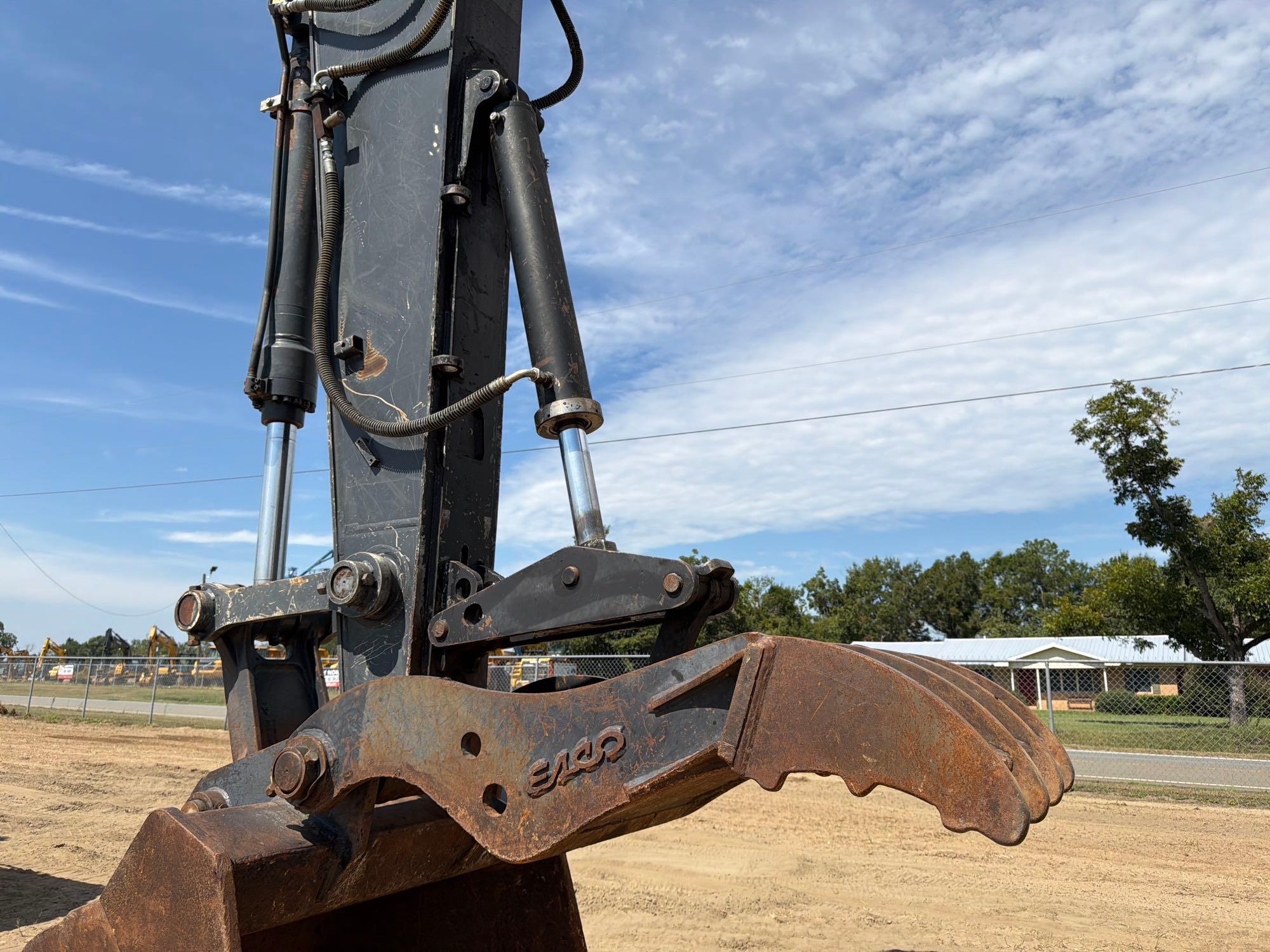 John Deere 250G