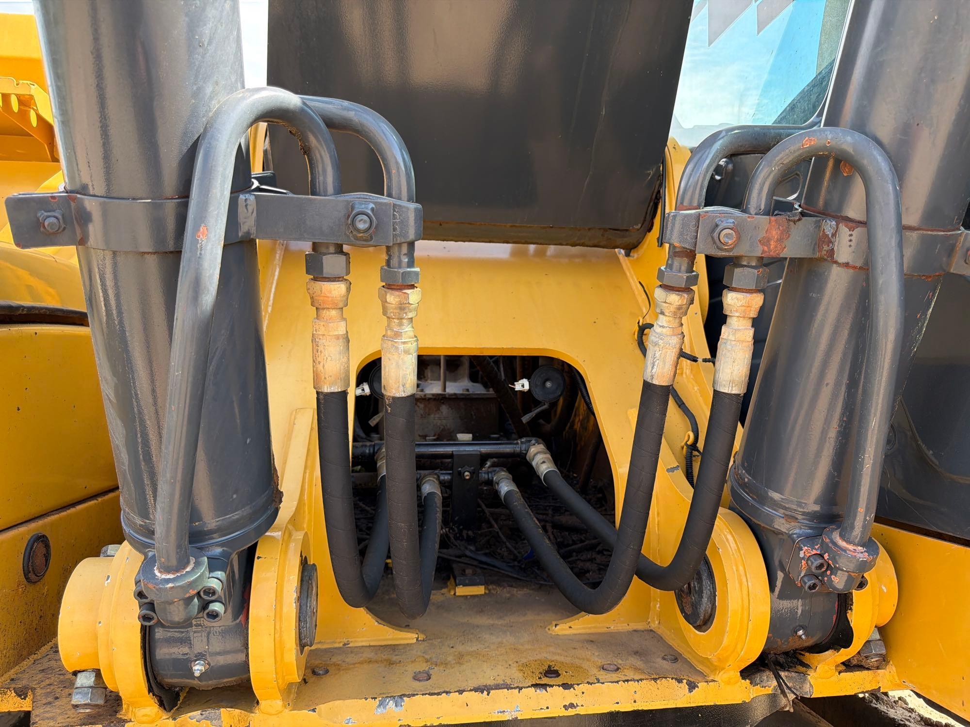 John Deere 250G