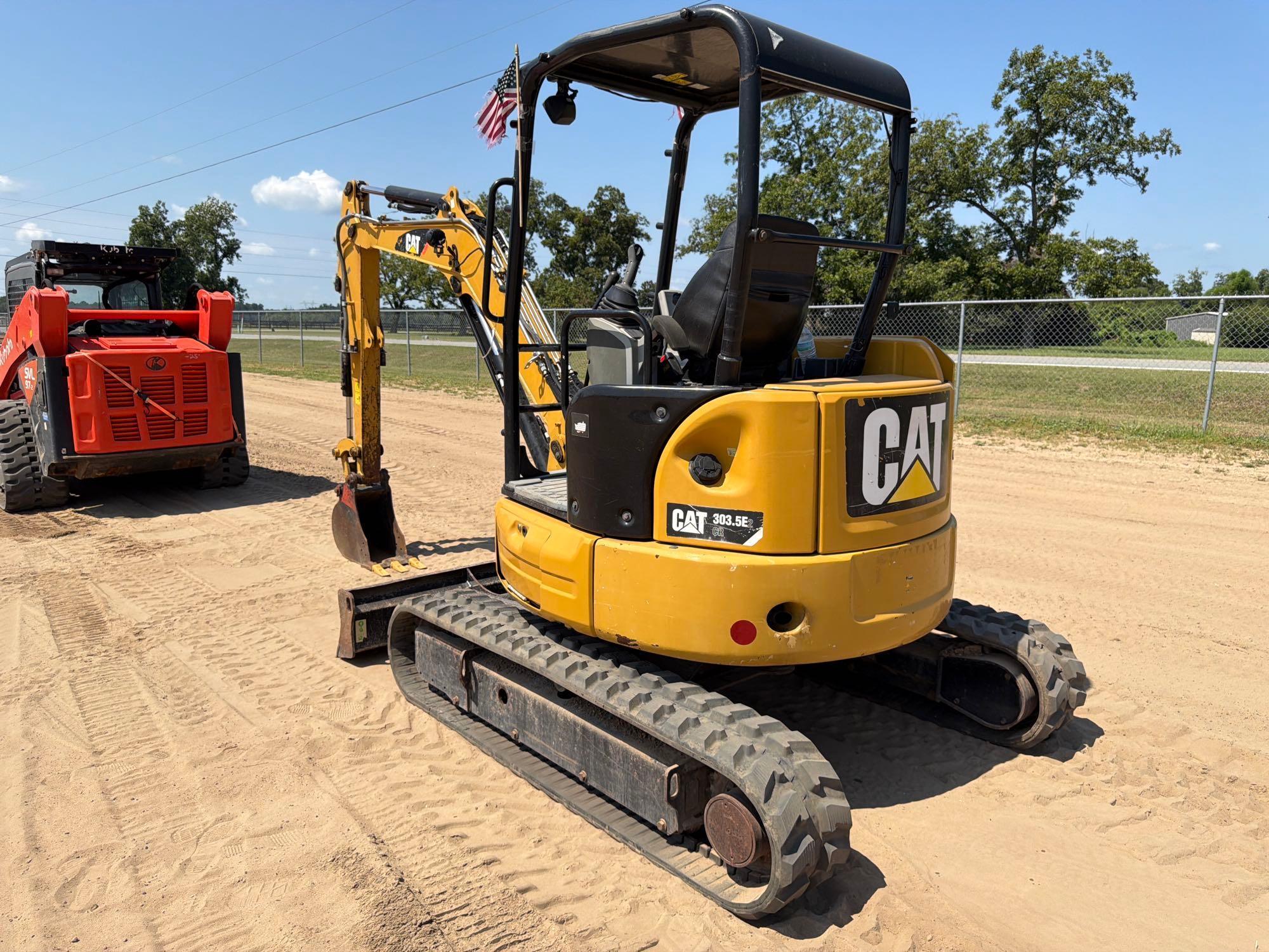 2019 Caterpillar 303.5E2CR