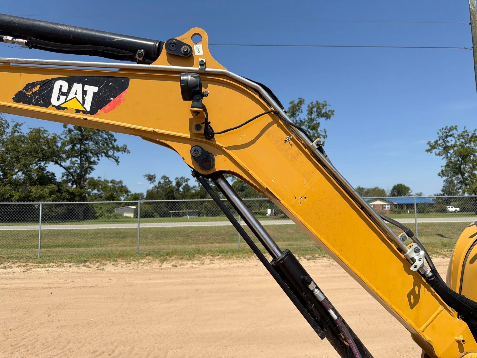 2019 Caterpillar 303.5E2CR