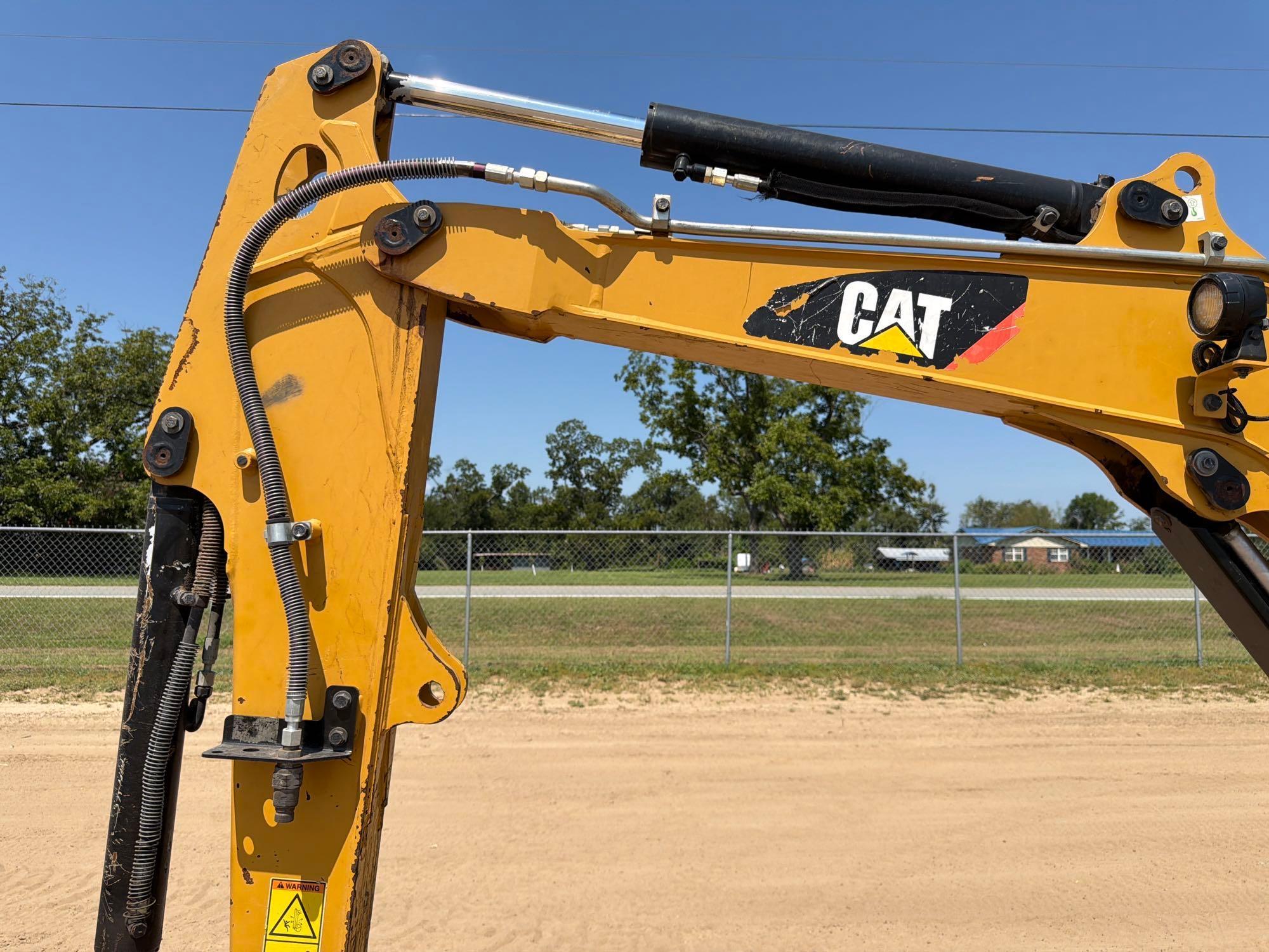 2019 Caterpillar 303.5E2CR