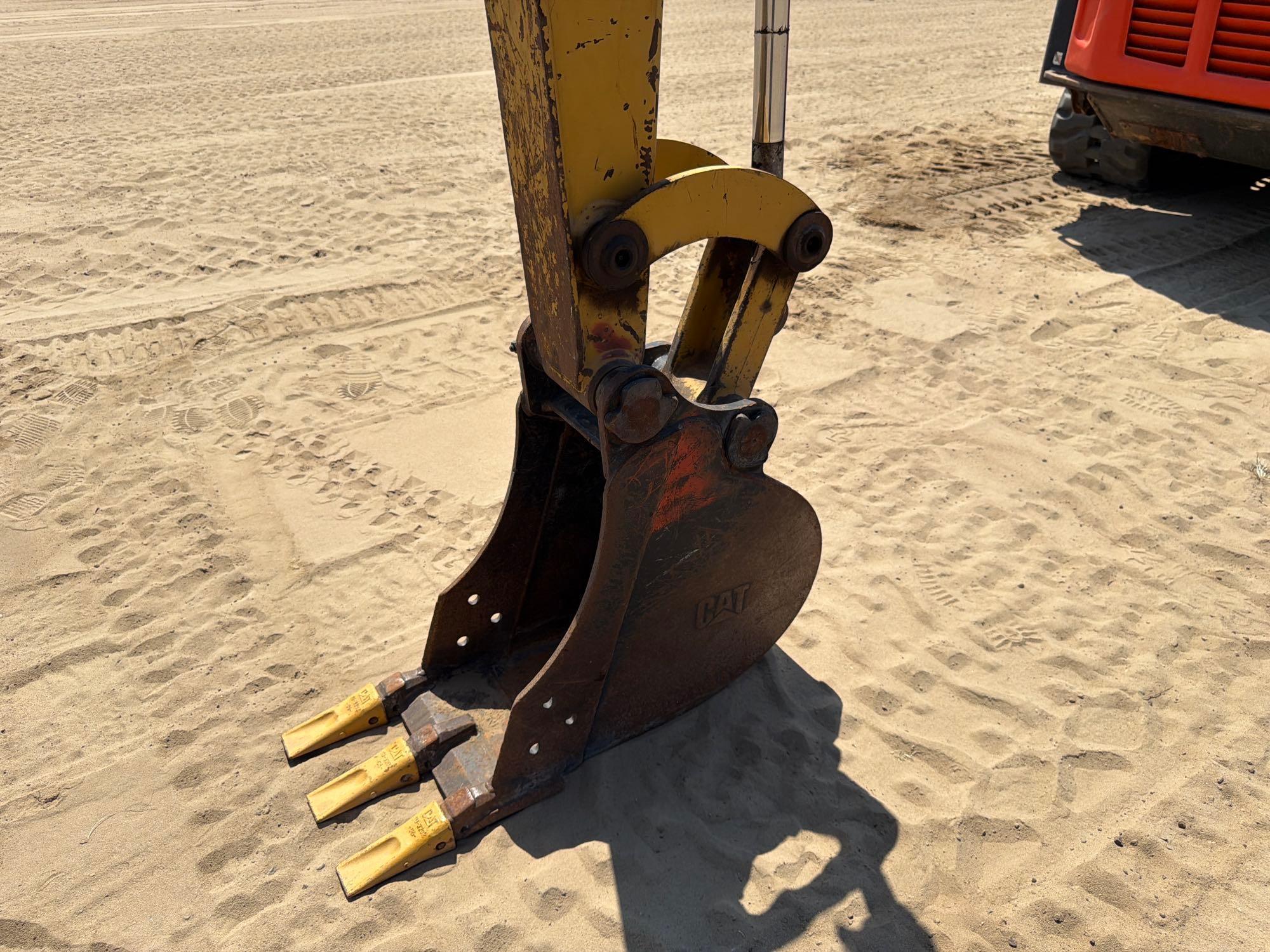 2019 Caterpillar 303.5E2CR