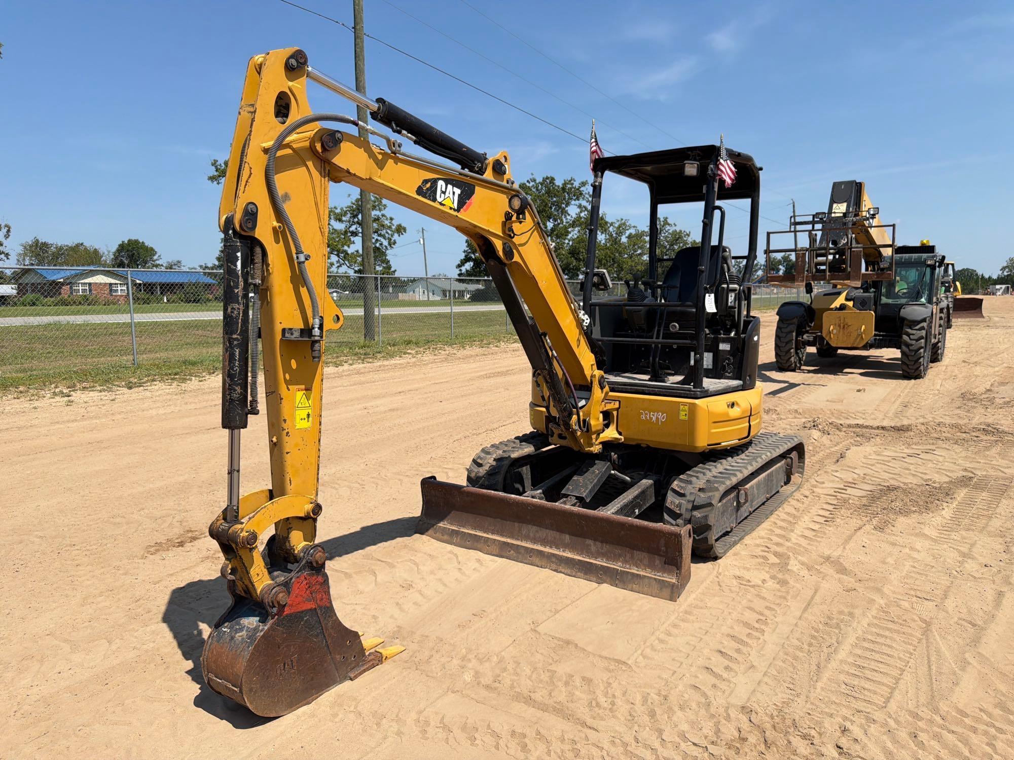 2019 Caterpillar 303.5E2CR