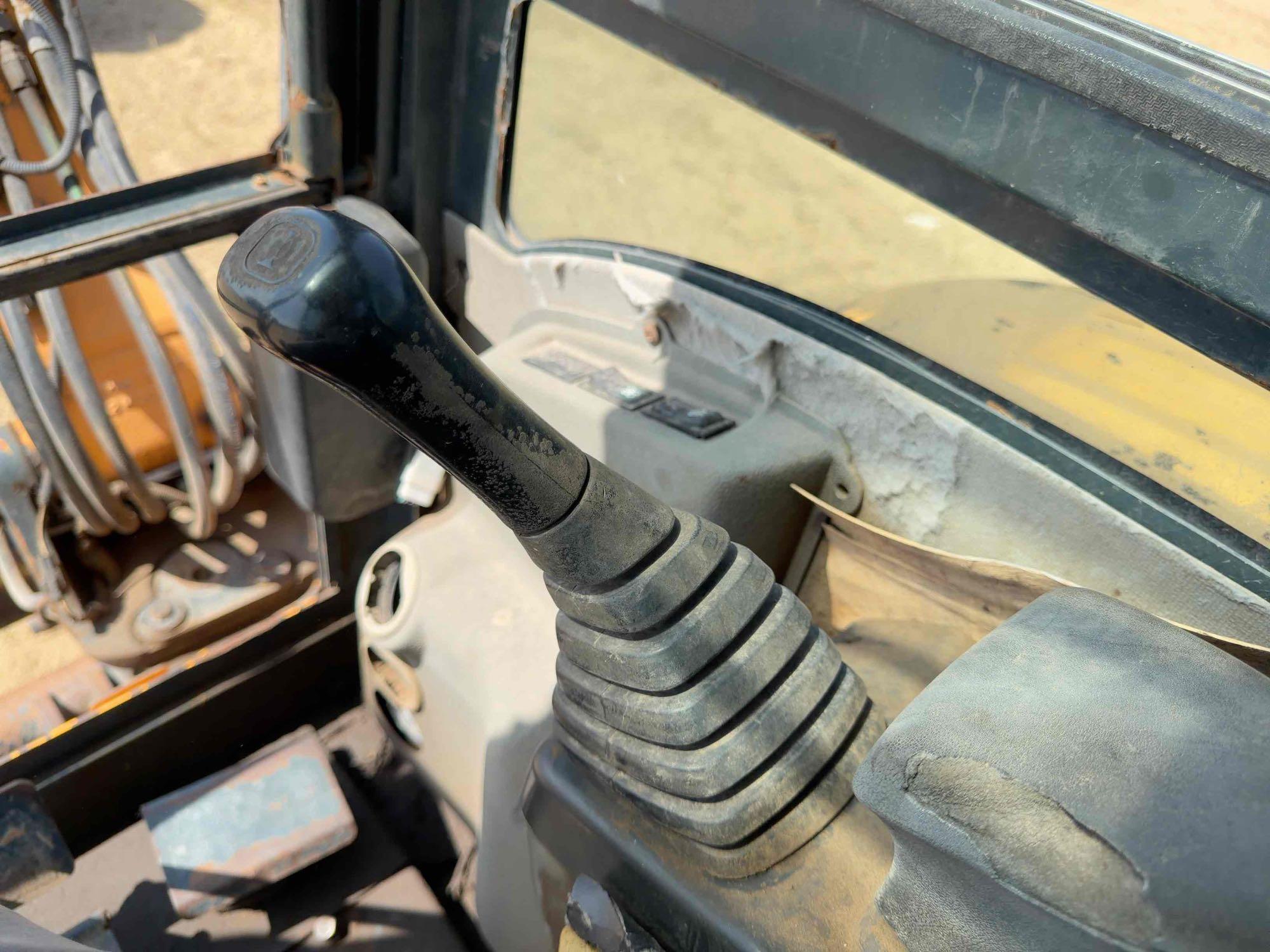 Hyundai 352