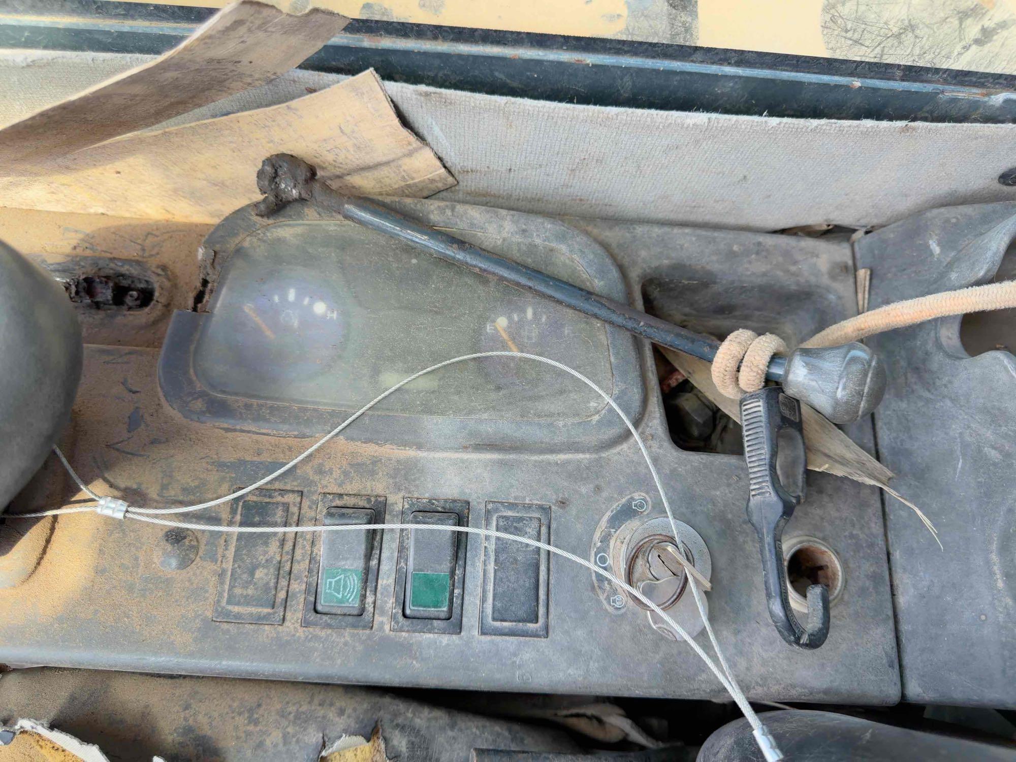 Hyundai 352