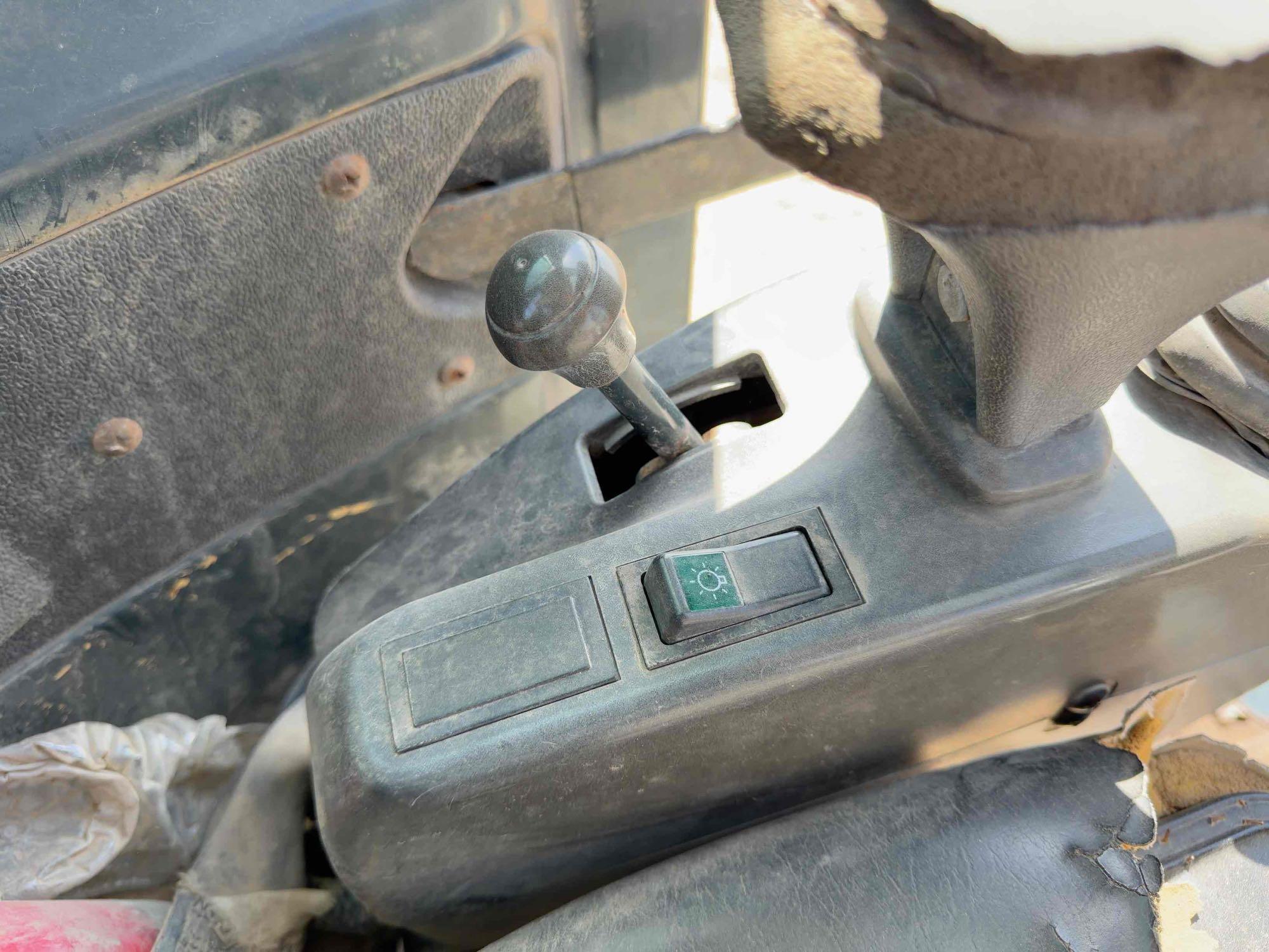 Hyundai 352
