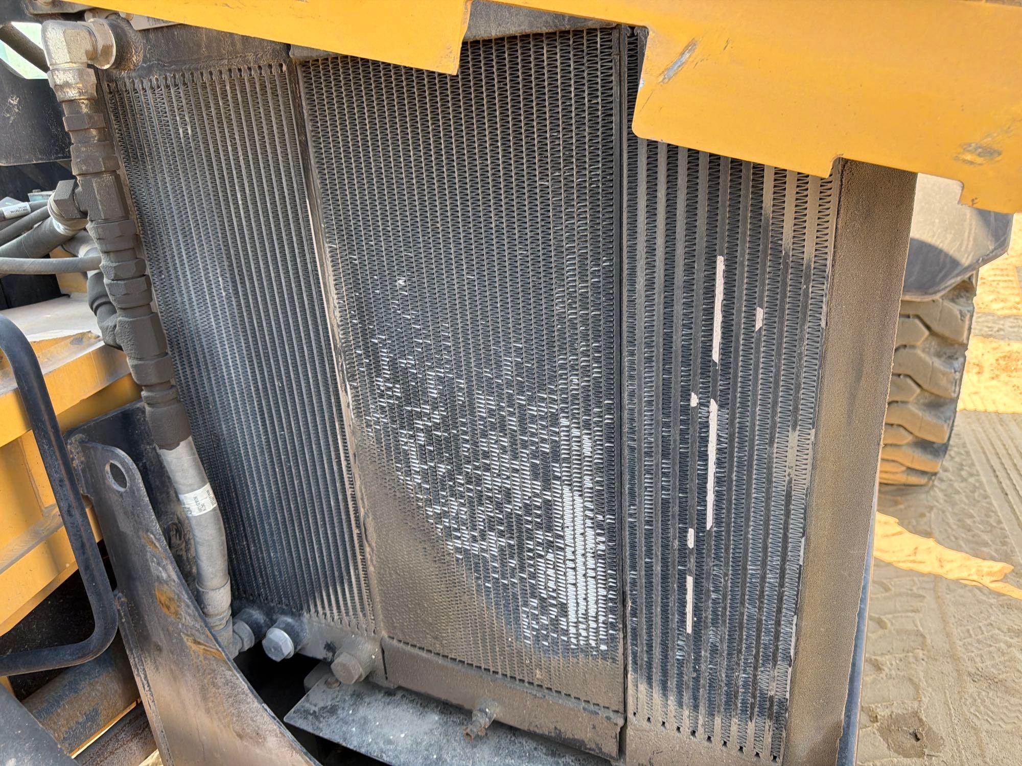 2014 Caterpillar TL943C