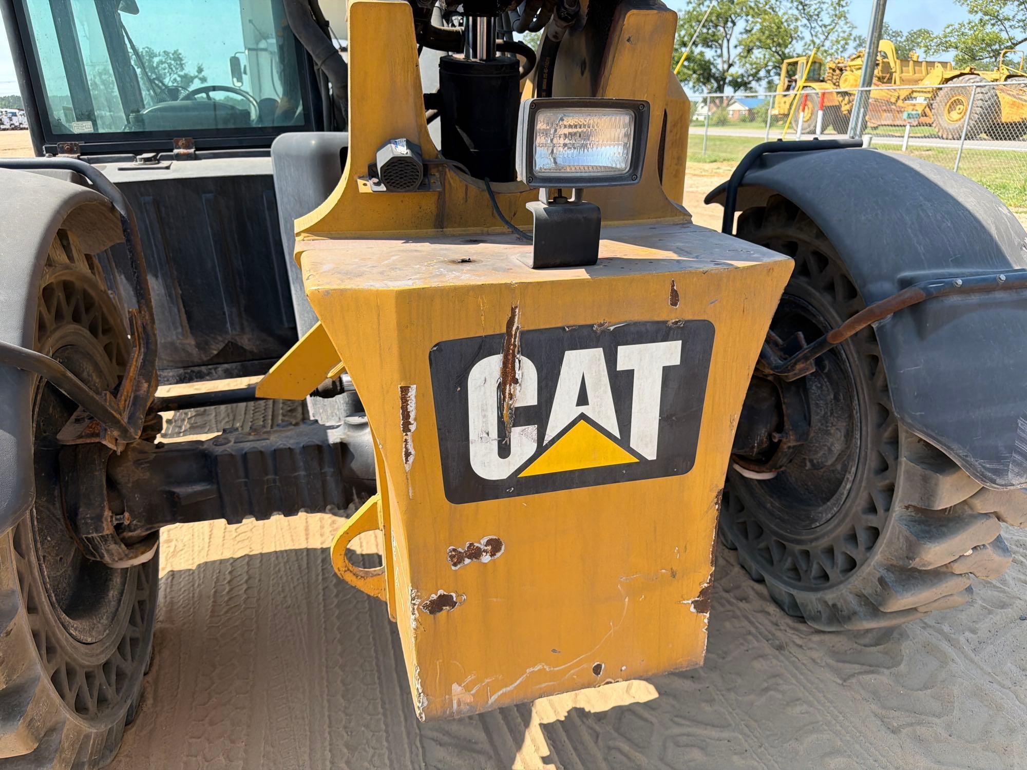 2014 Caterpillar TL943C
